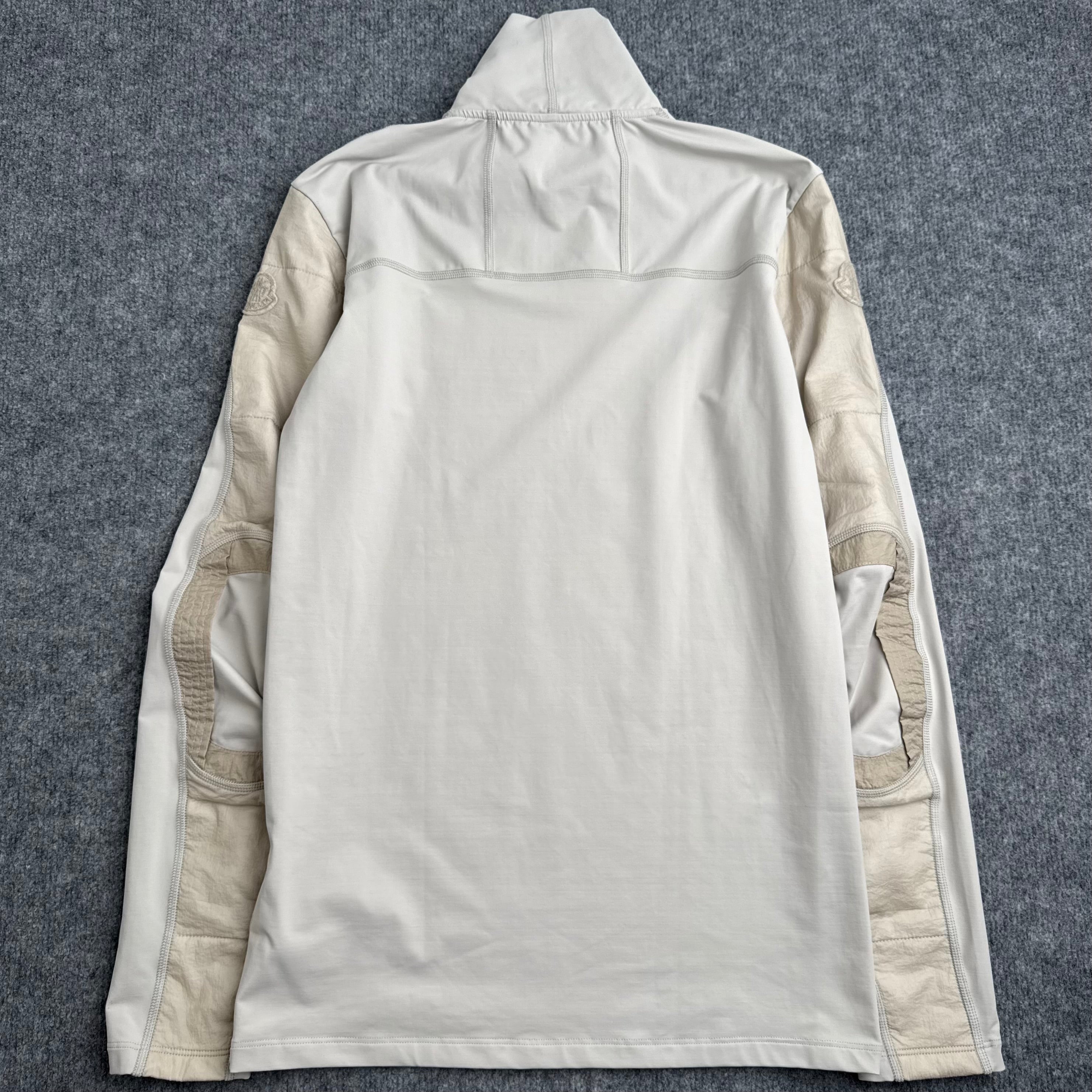 Moncler bluse (Str. S)