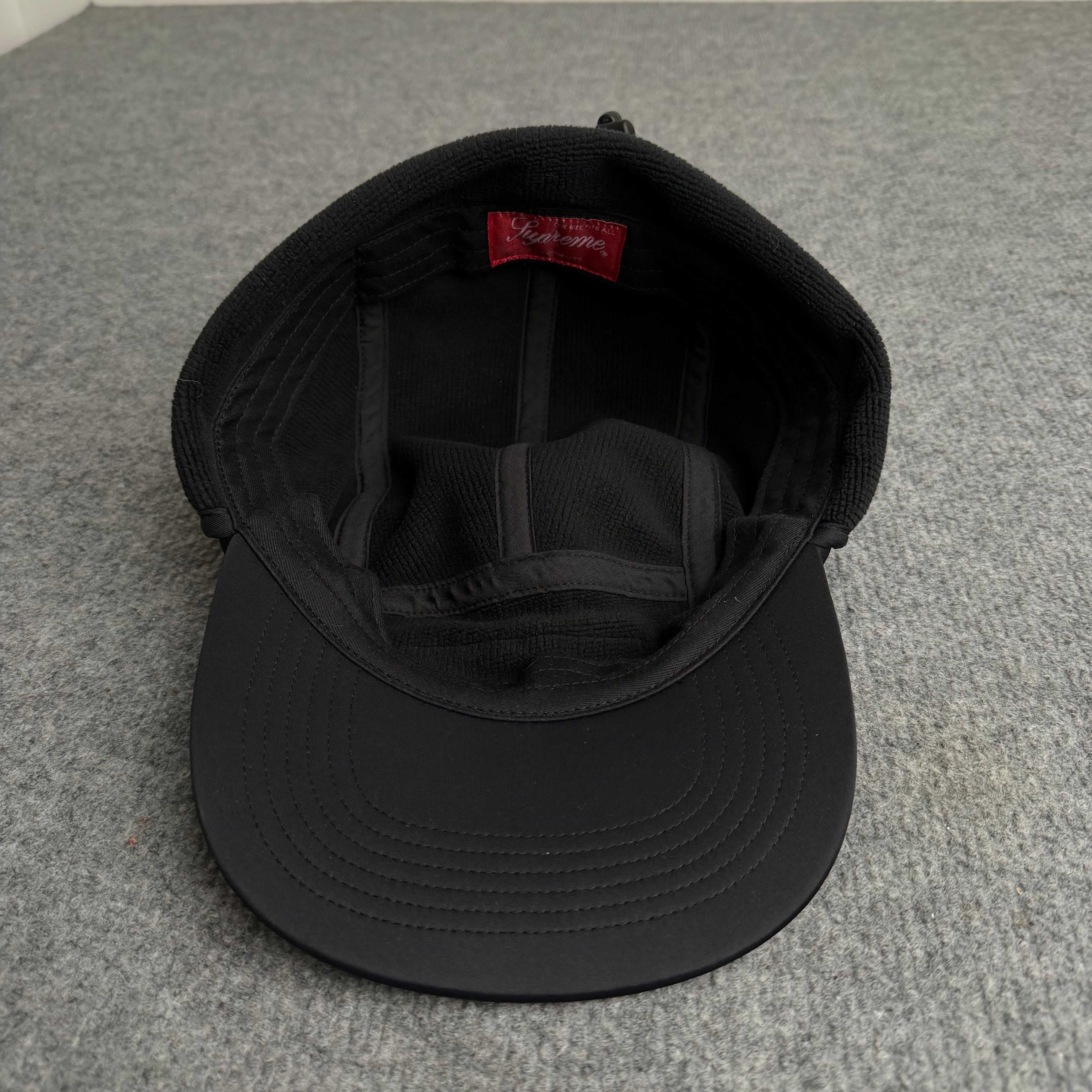 Supreme kasket