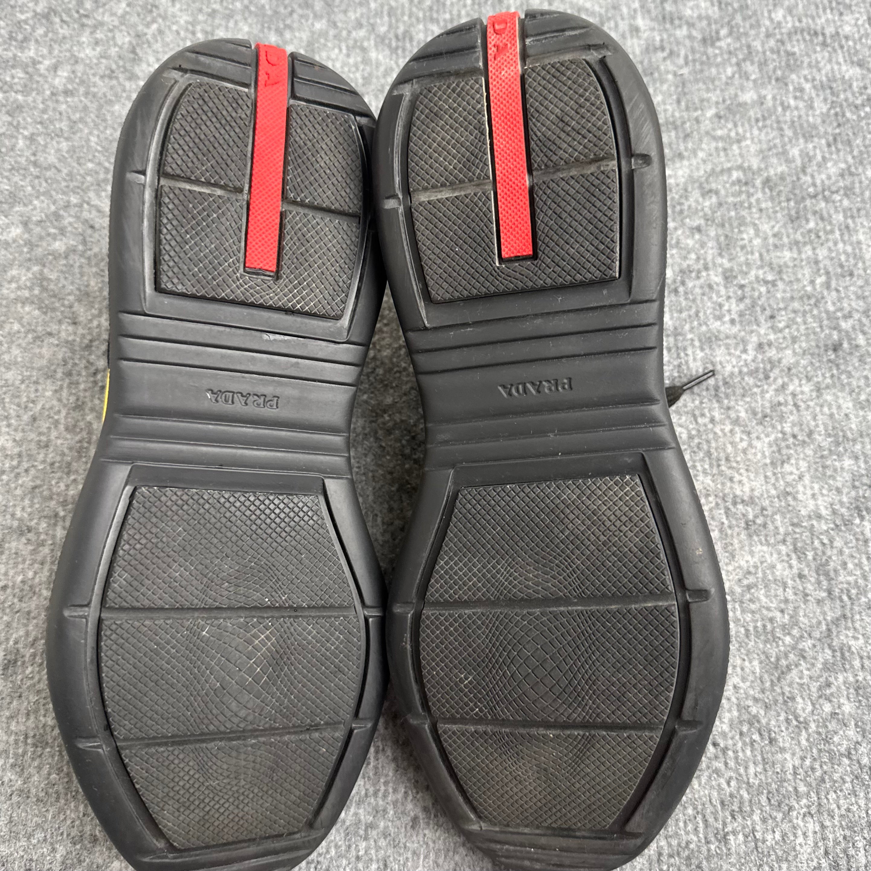 Prada Cups (Str. 43)