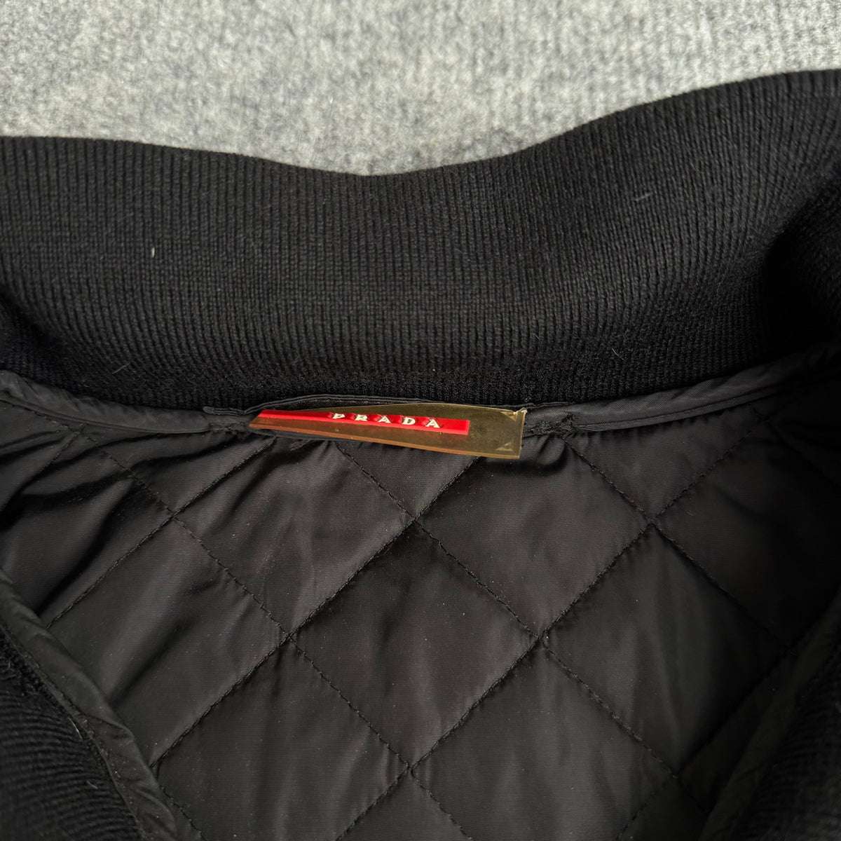Prada jakke (Str. L )