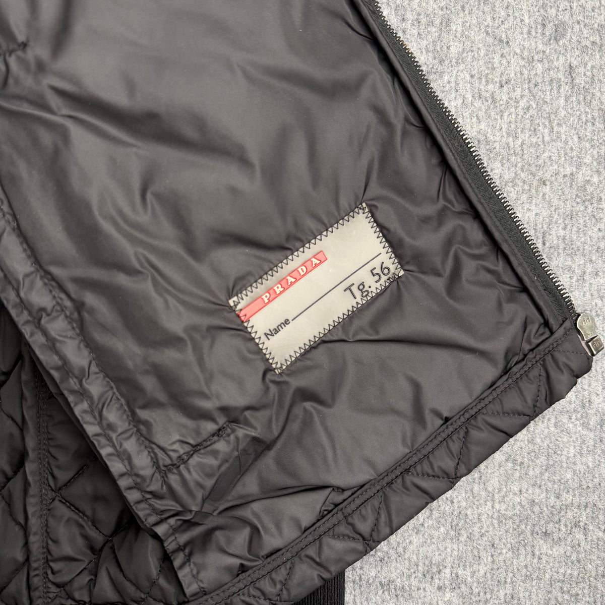 Prada jakke (Str. L )