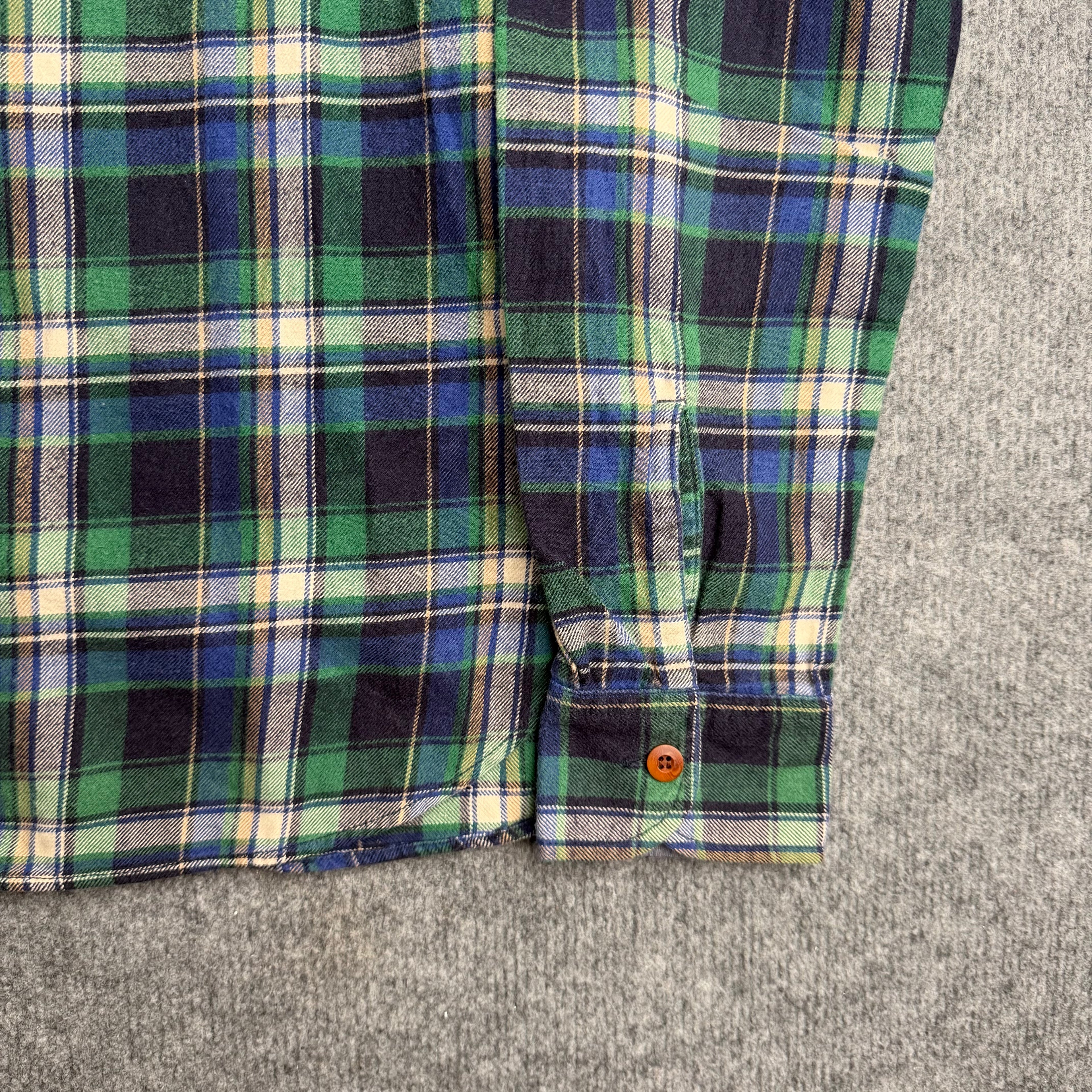 Comme Des Garcons skjorte (Str. L)