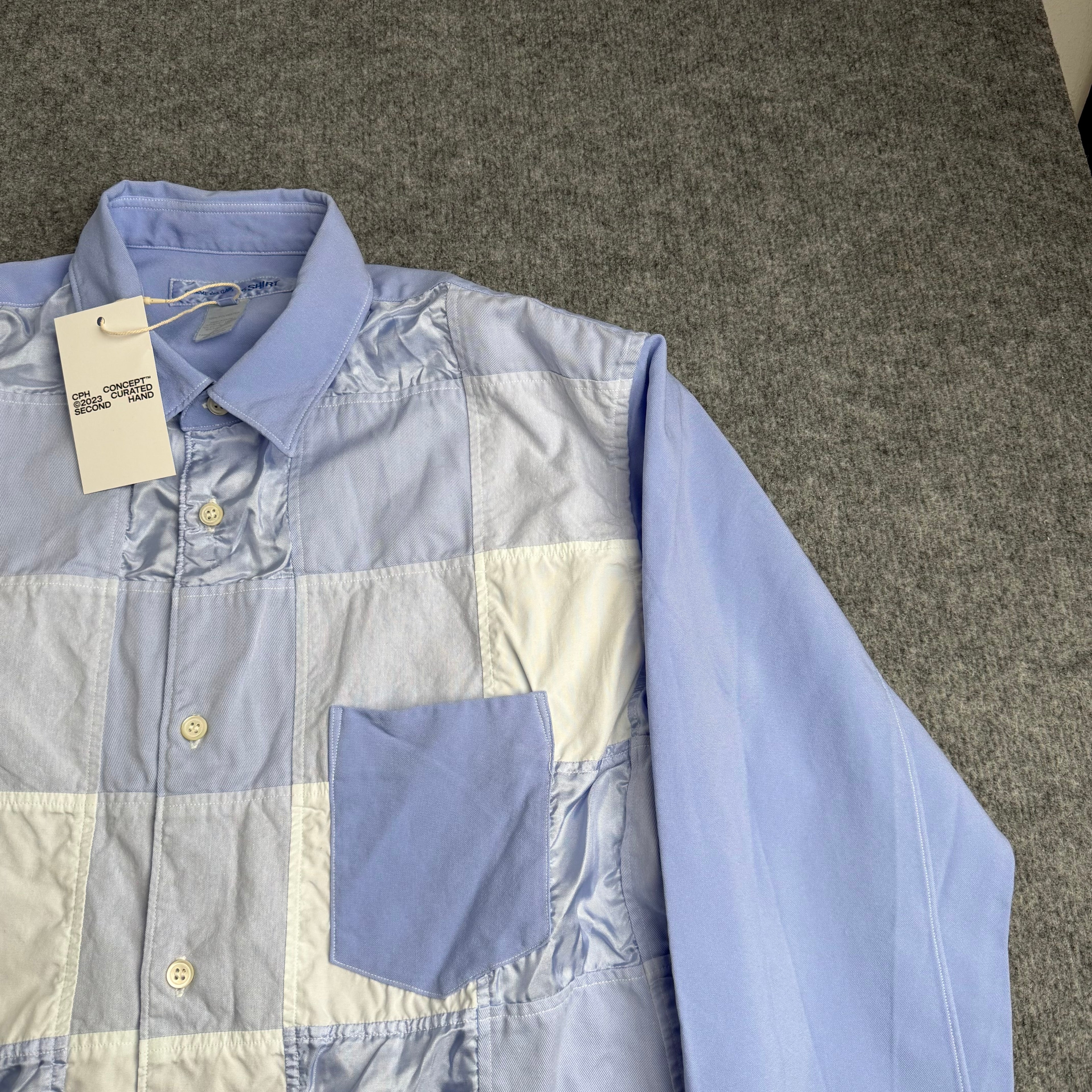 Comme Des Garcons skjorte (Str. L)