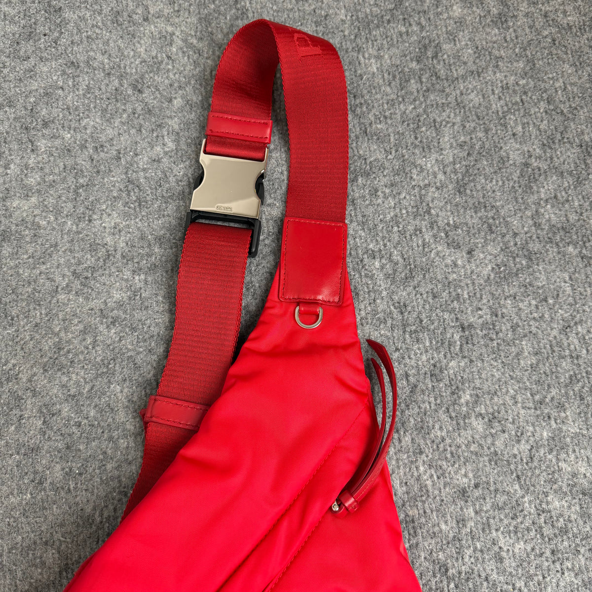 Prada taske