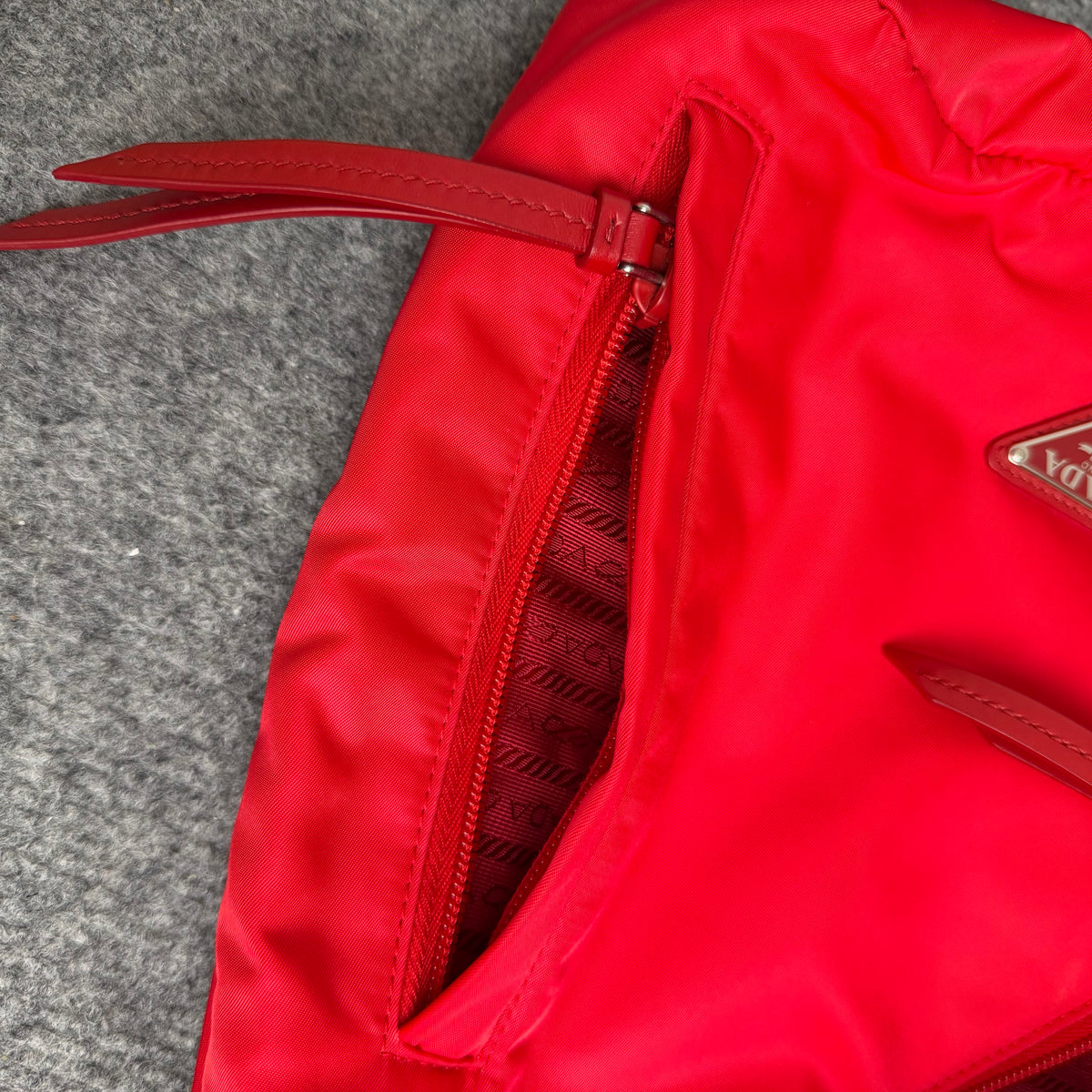 Prada taske