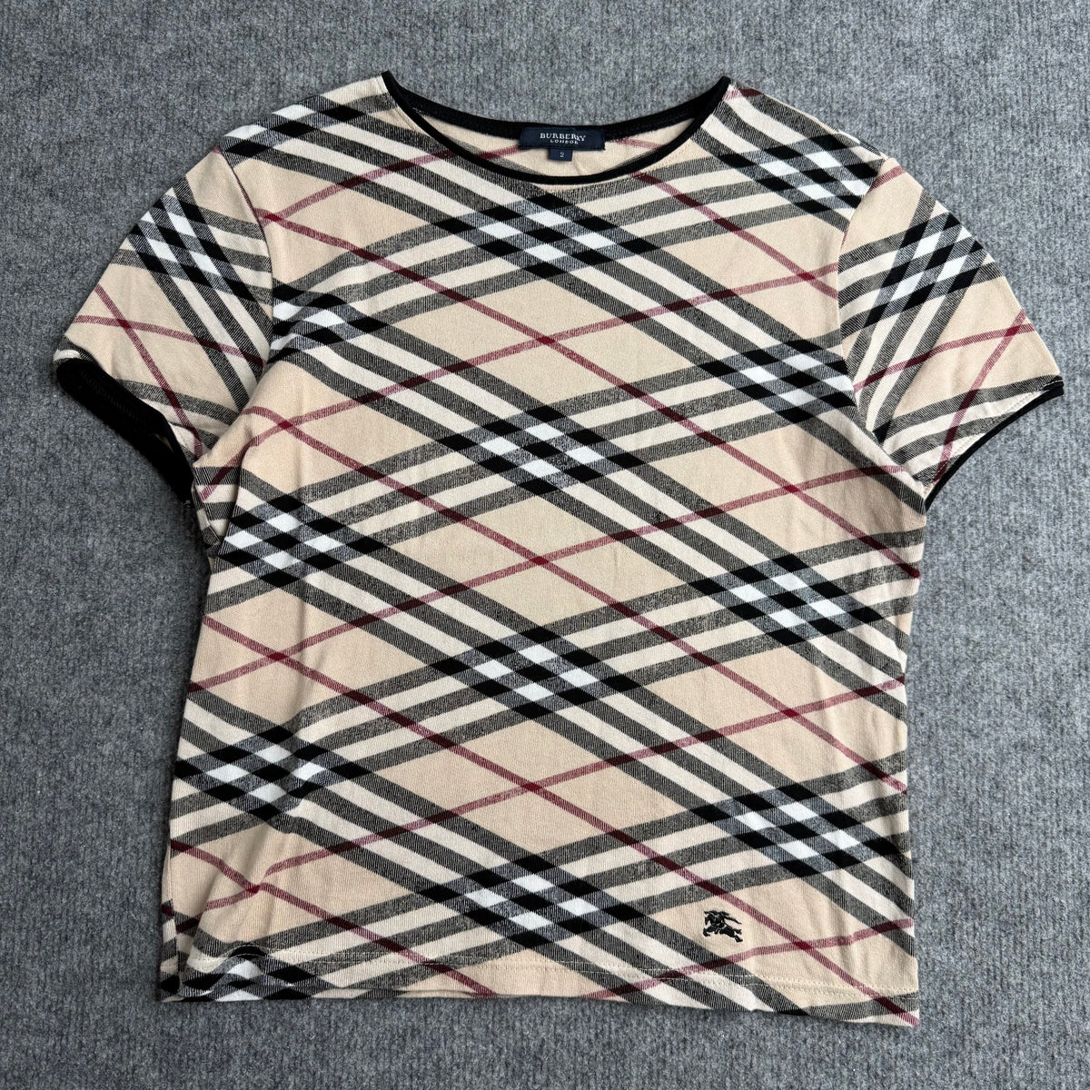 Burberry top (Str. M)