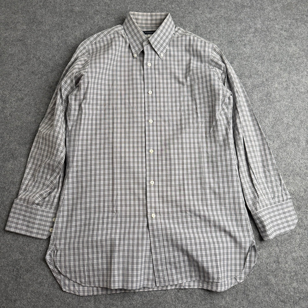 Burberry skjorte (Str. M)