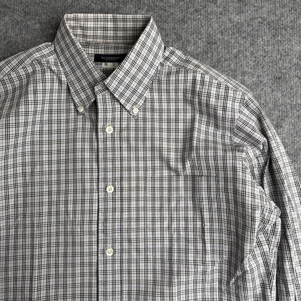 Burberry skjorte (Str. M)