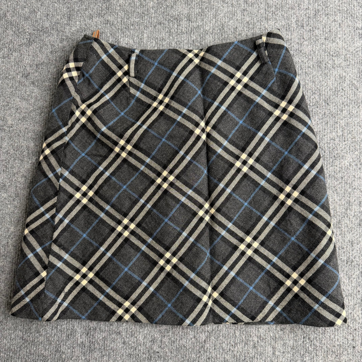 Burberry nederdel (Str. 36)