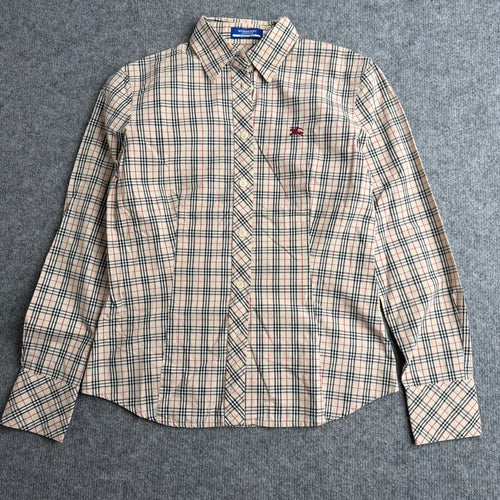 Burberry skjorte (Str. S)