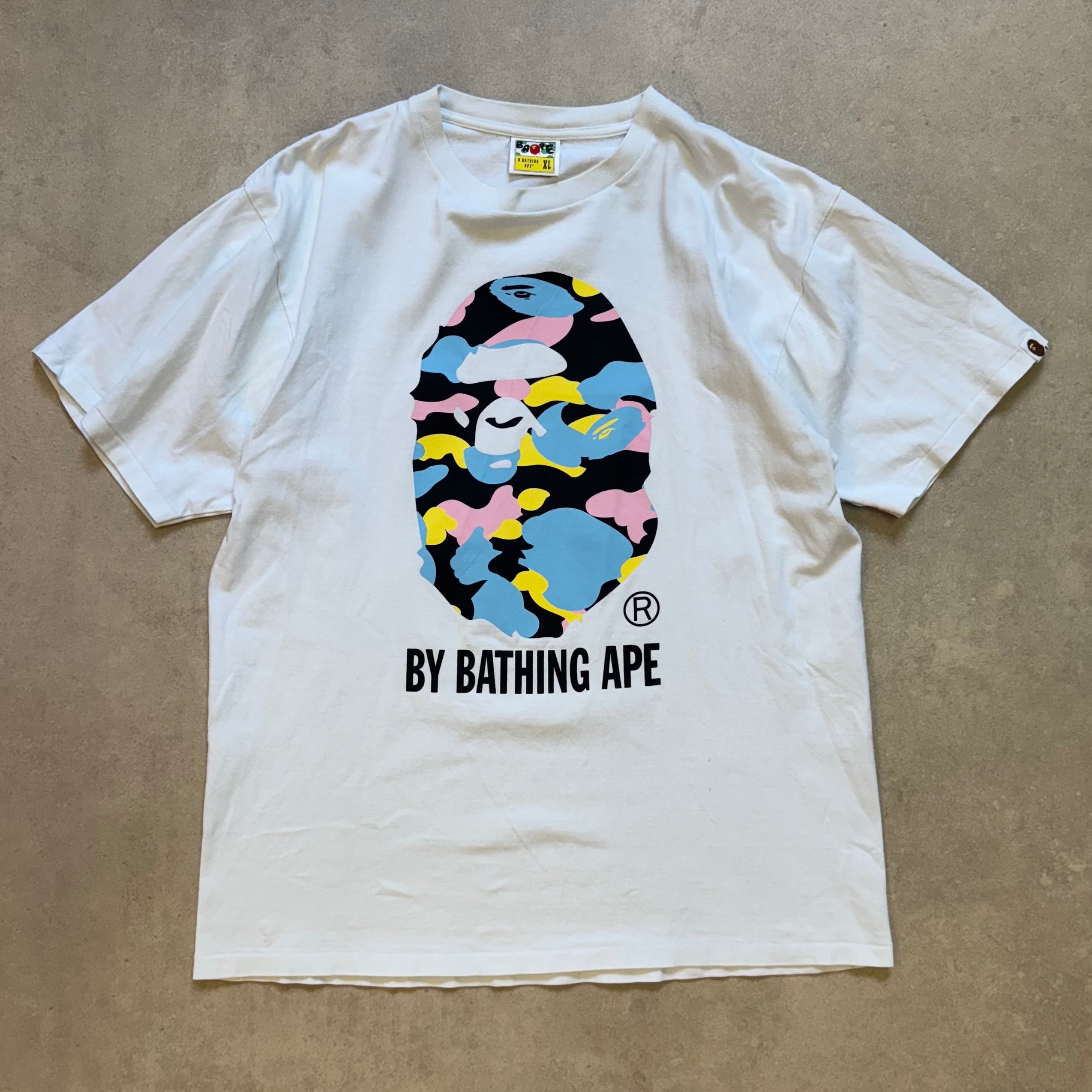 A bathing ape t-shirt (Str. XL)