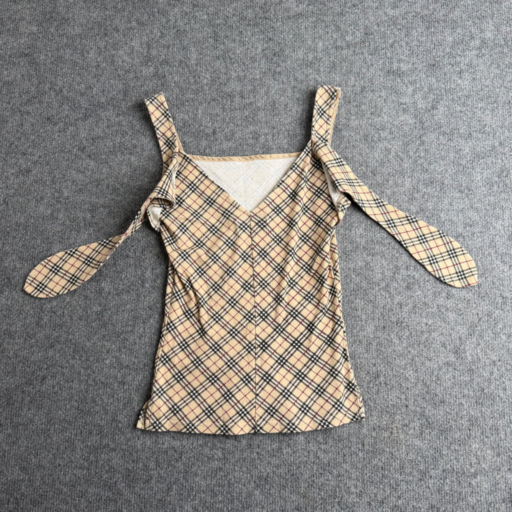 Burberry top (Str. S)