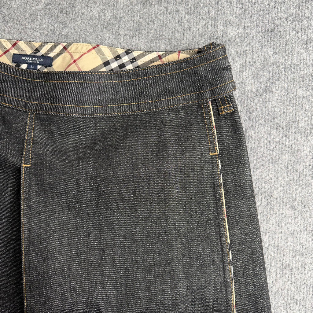 Burberry nederdel (Str. 38)
