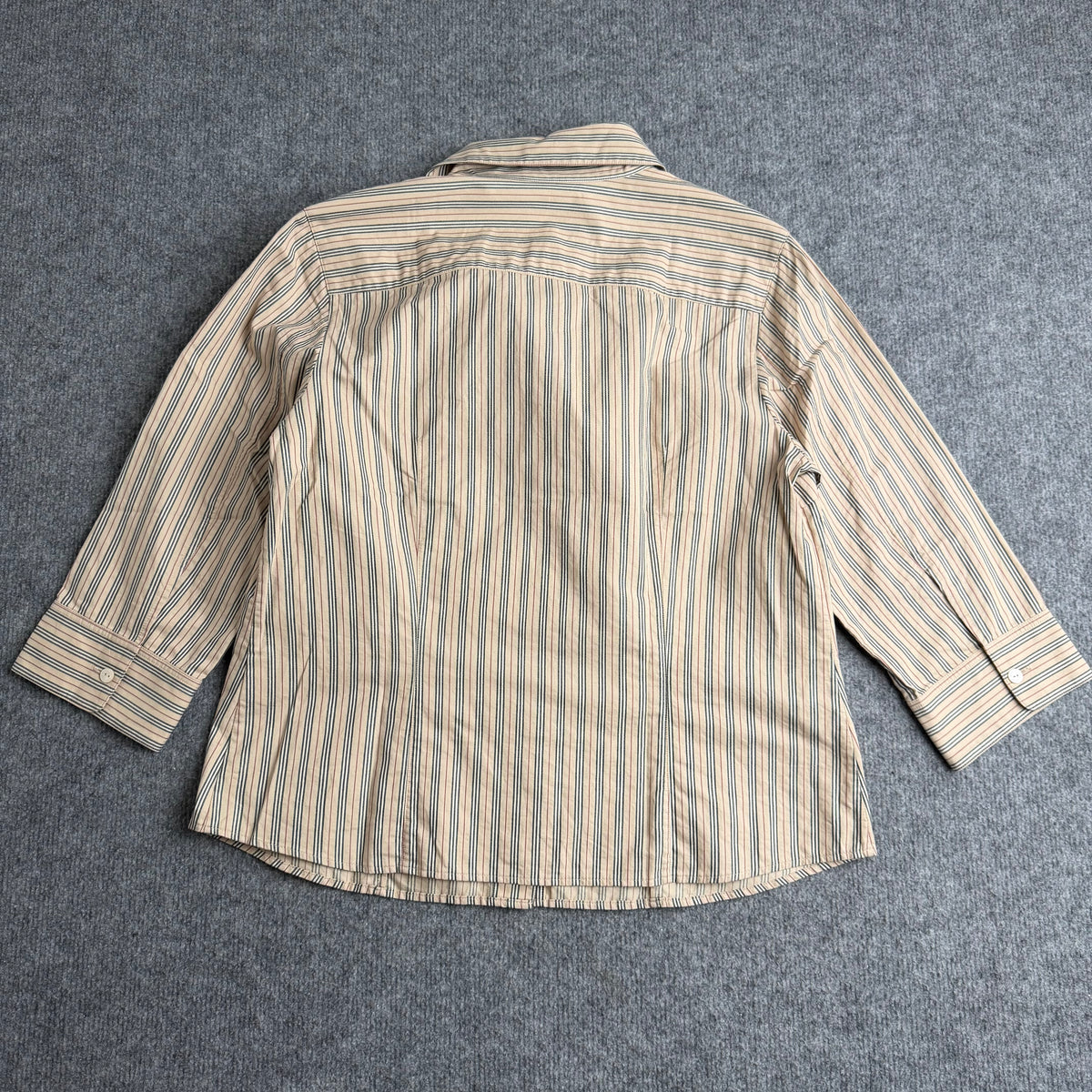 Burberry skjorte (Str. M)