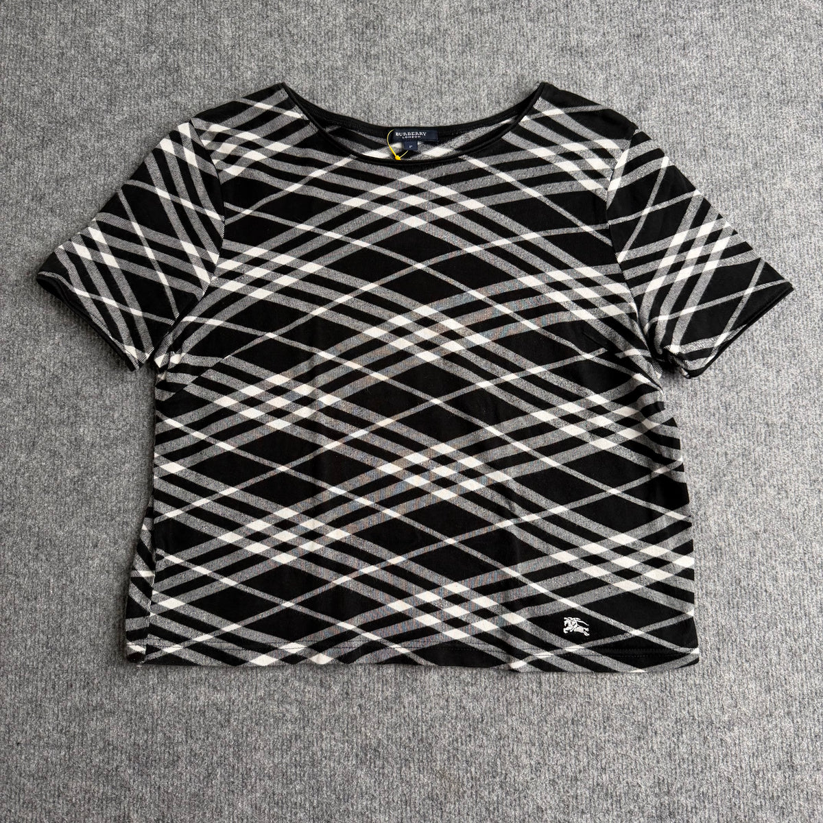 Burberry top (Str. M)