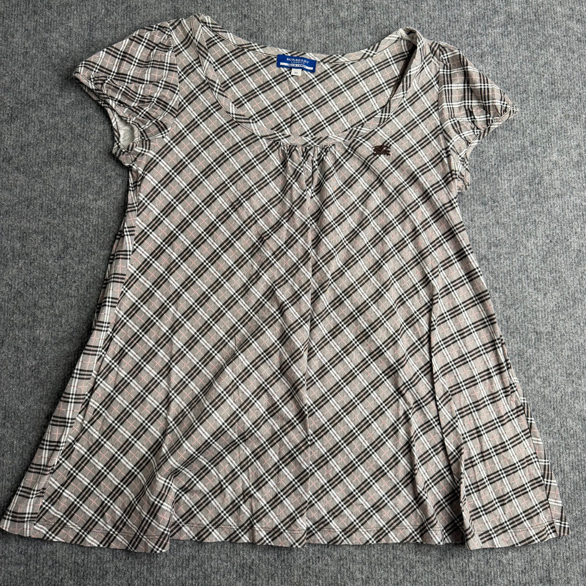 Burberry top (Str. S)