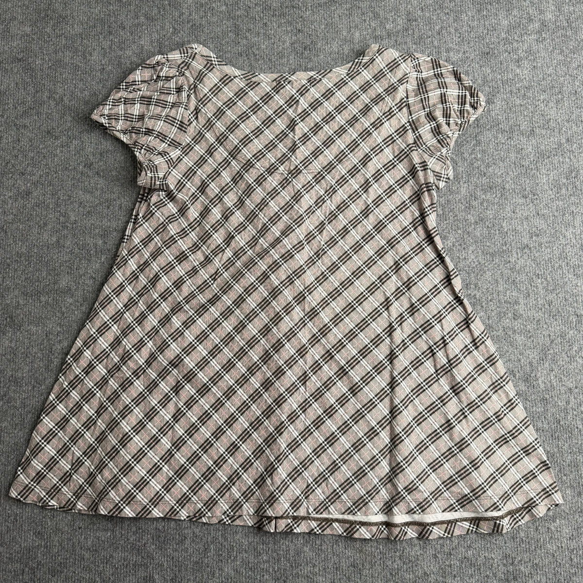 Burberry top (Str. S)