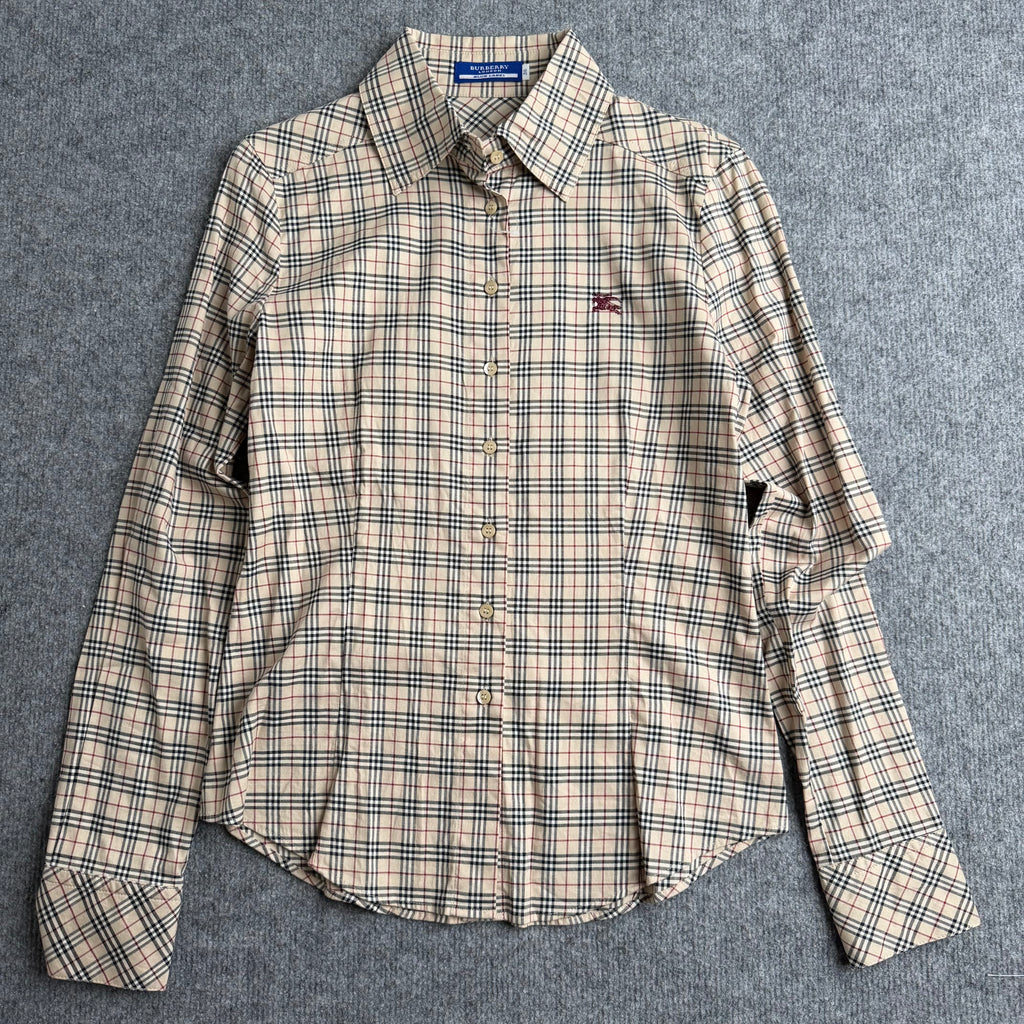 Burberry skjorte (Str. S)