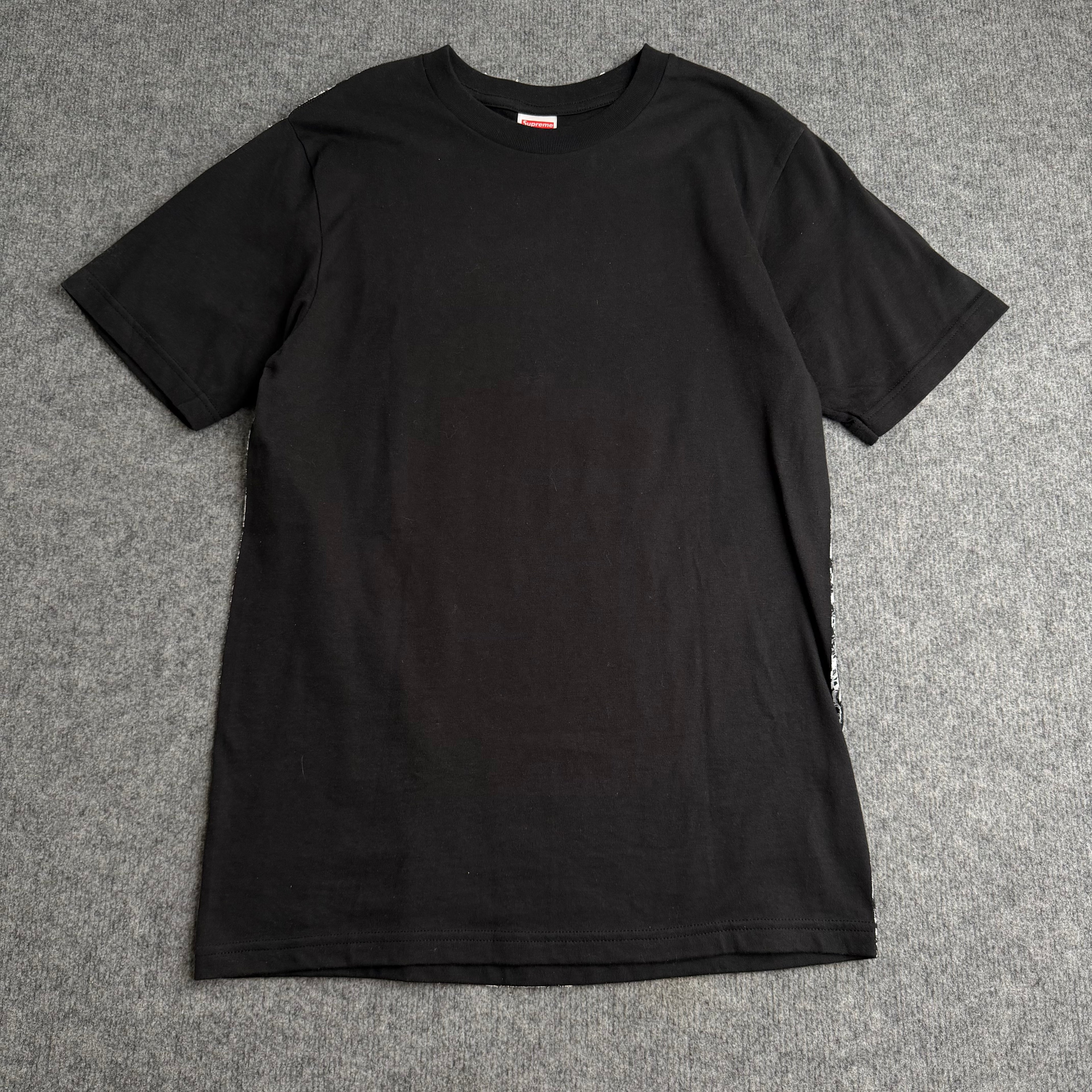 Supreme t-shirt (Str. S)