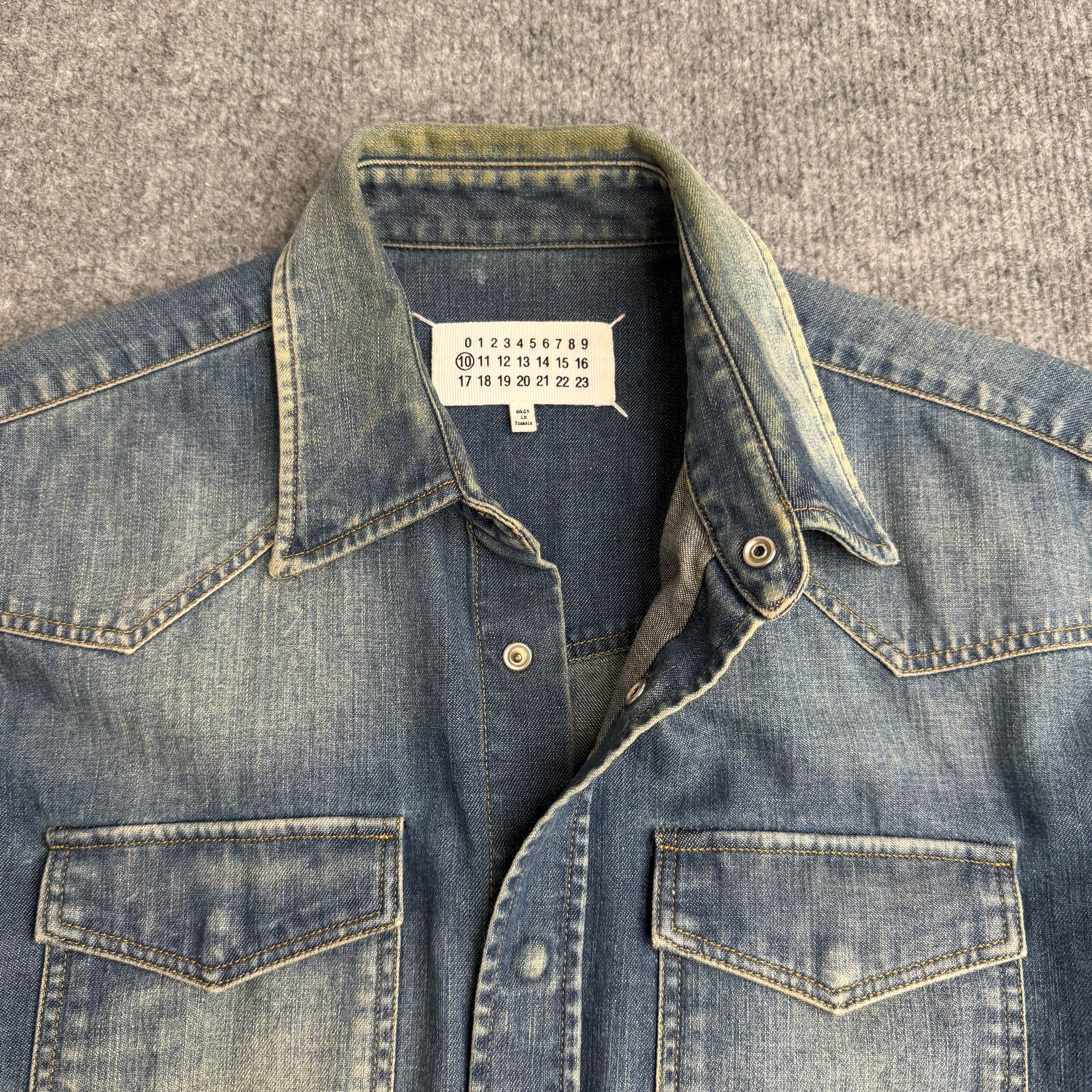 Maison Margiela skjorte (Str. M)