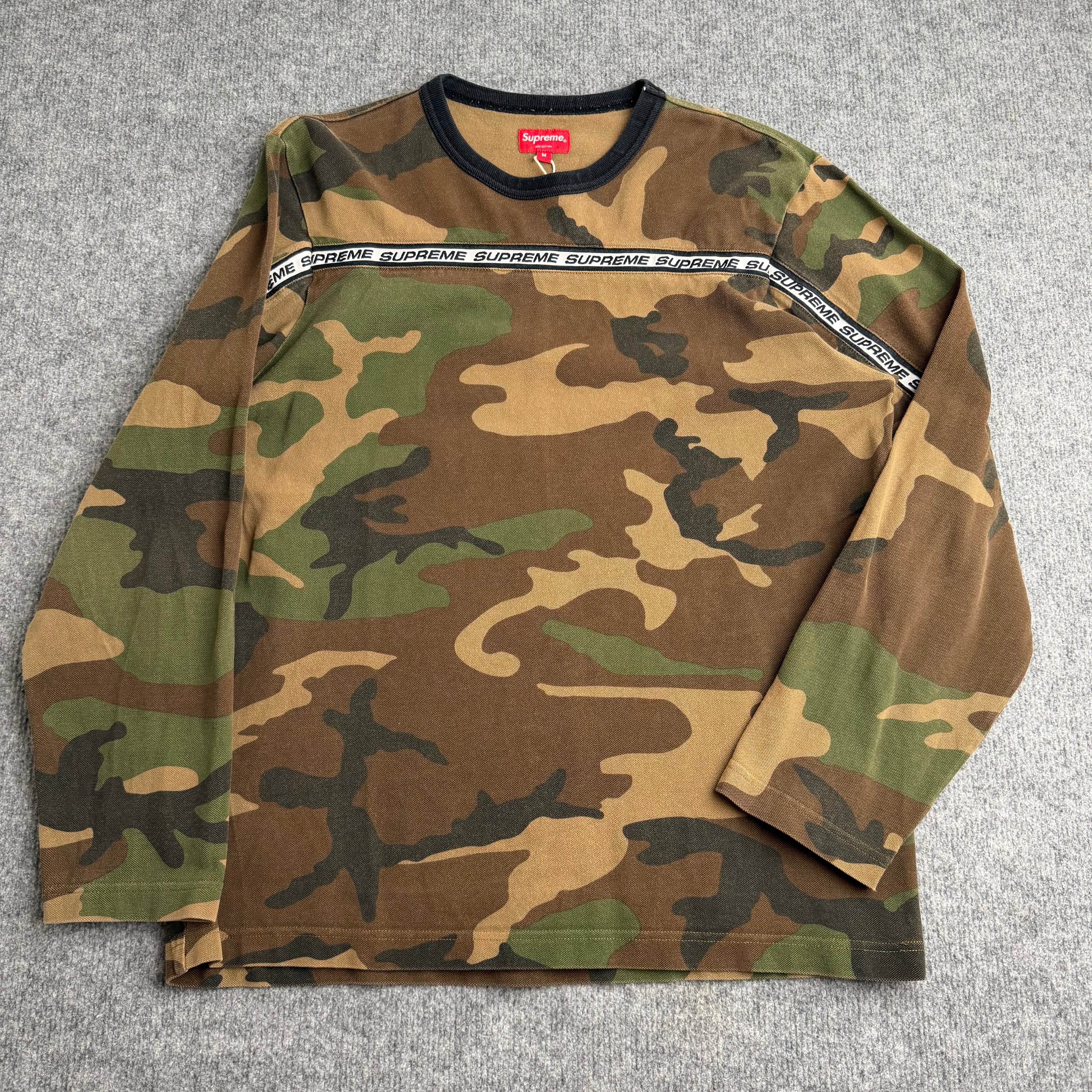 Supreme bluse (Str. M)