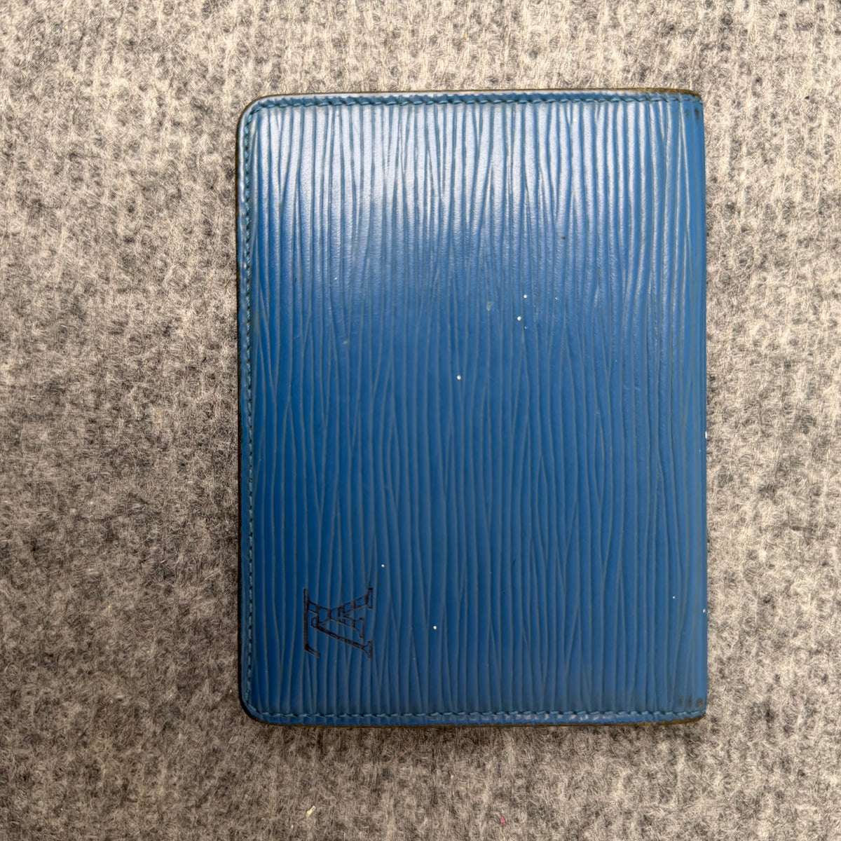 Louis Vuitton pung