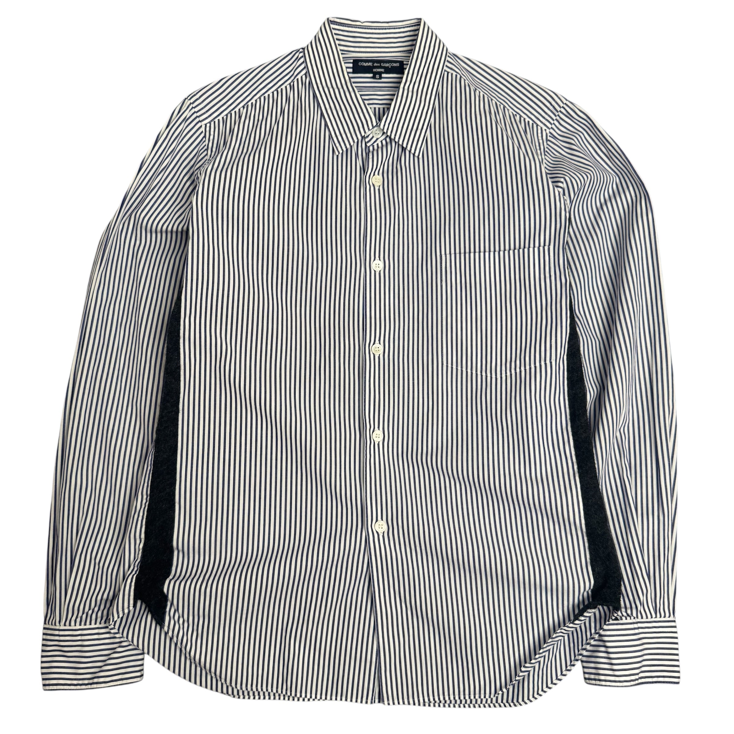 Comme des Garcons skjorte (Str. S)