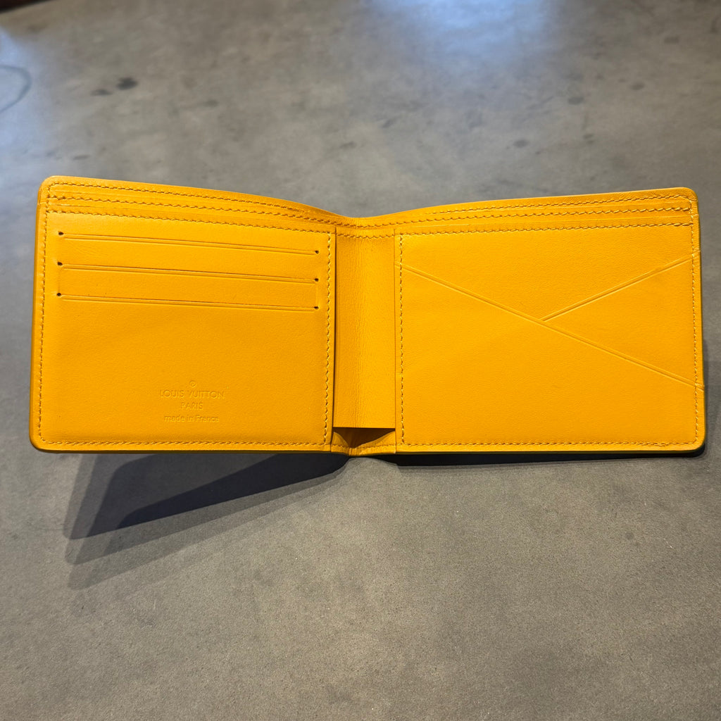 Louis Vuitton Pung