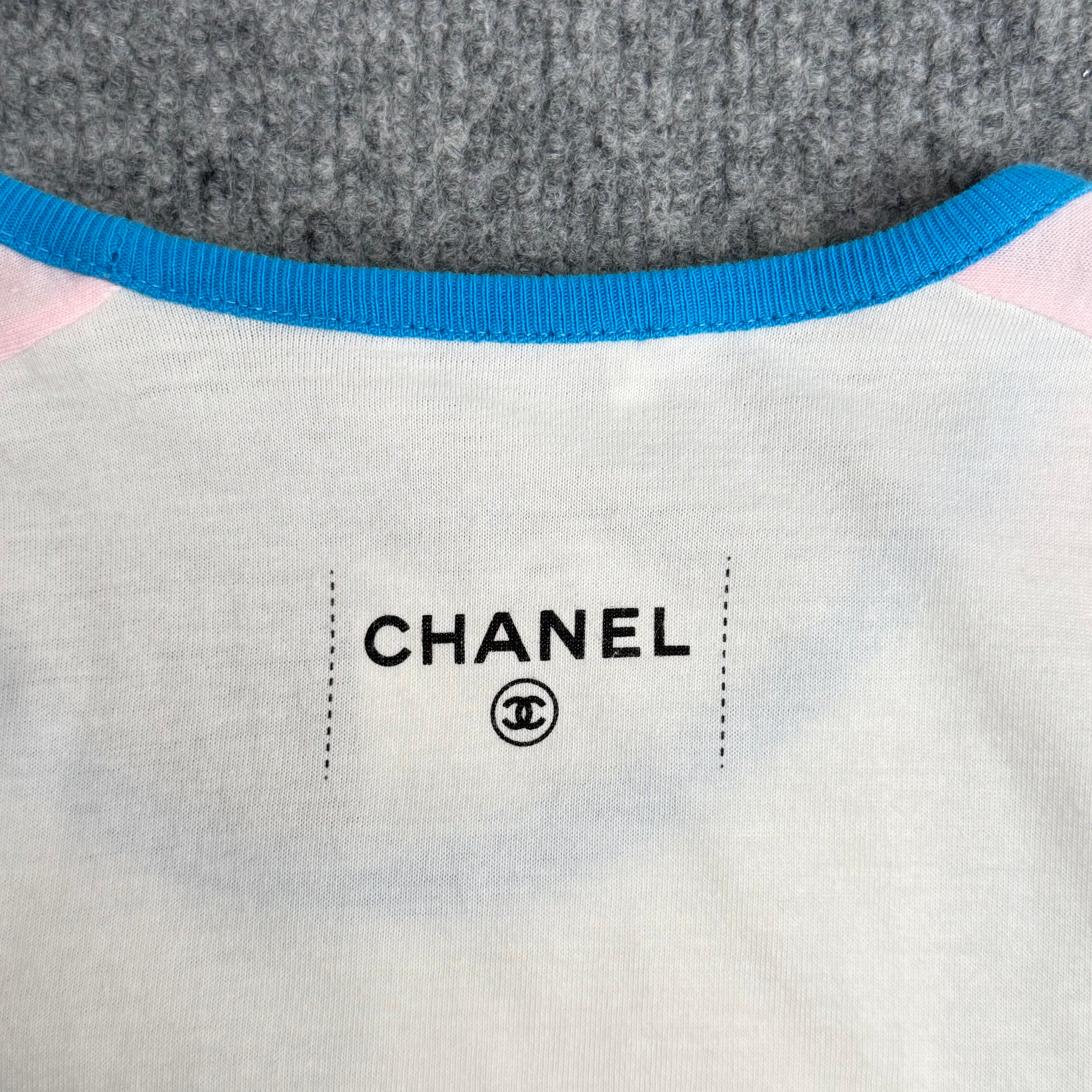 Chanel t-shirt (Str. S)