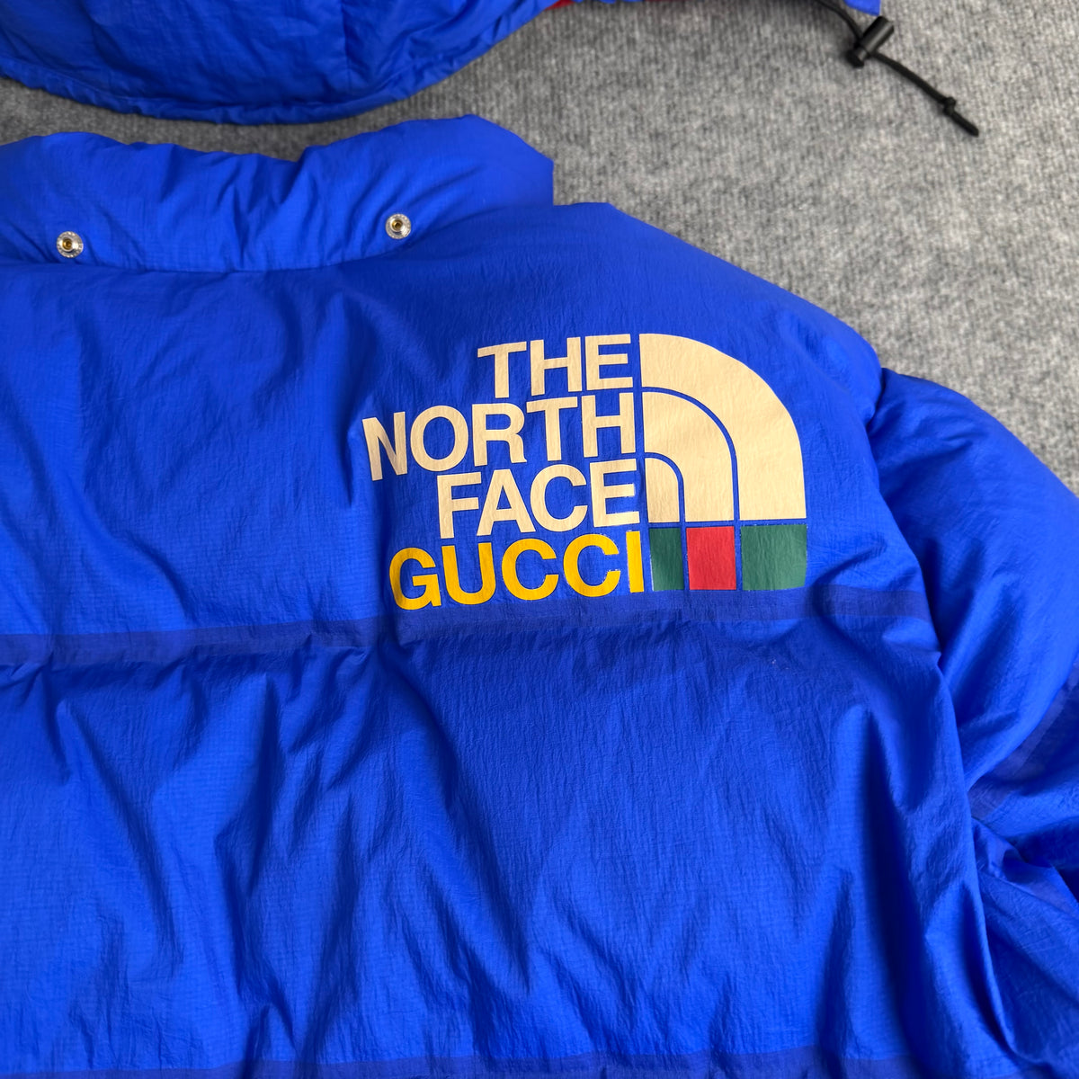 Gucci x The North Face jakke (Str. XXL)