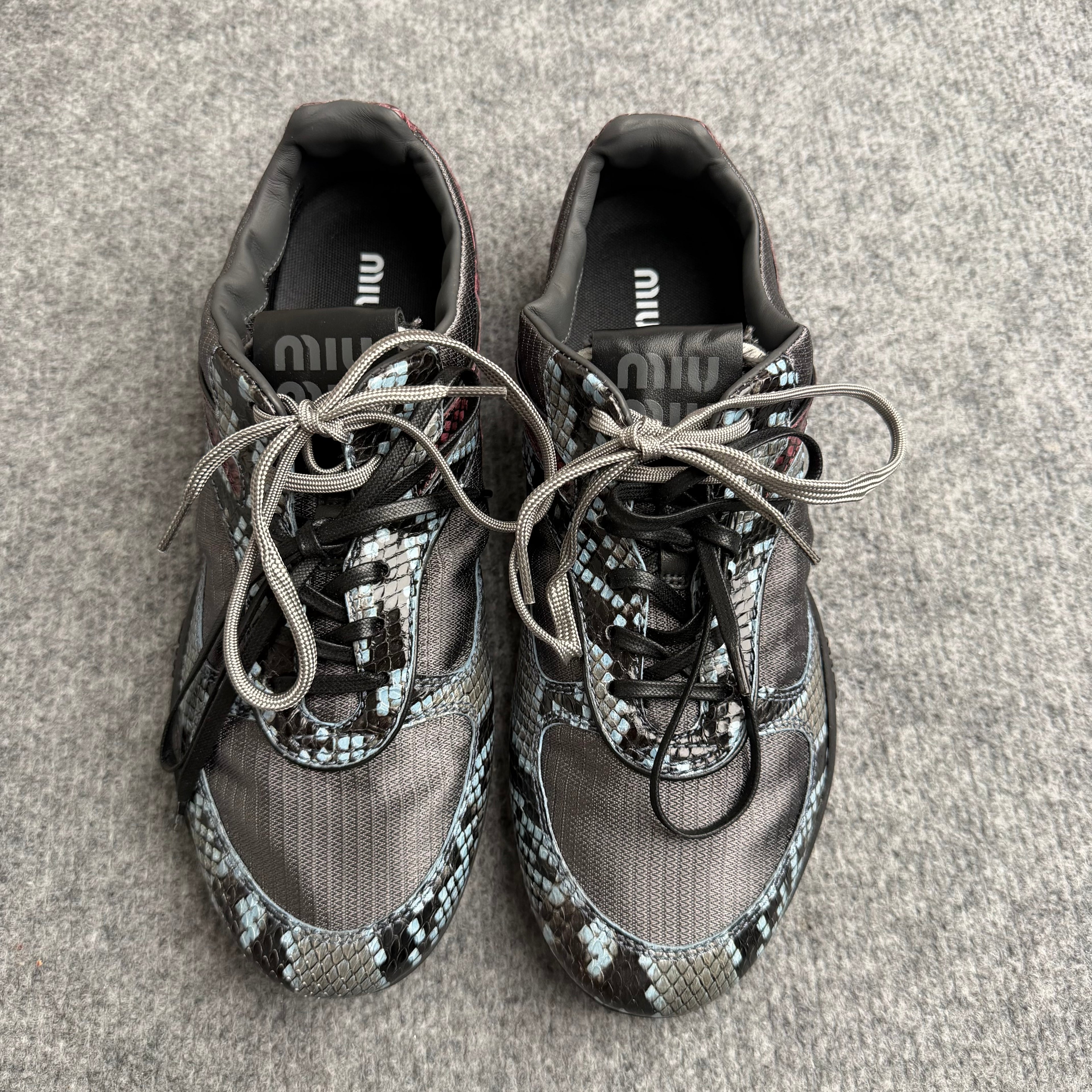 Miu Miu sneakers (Str. 40)
