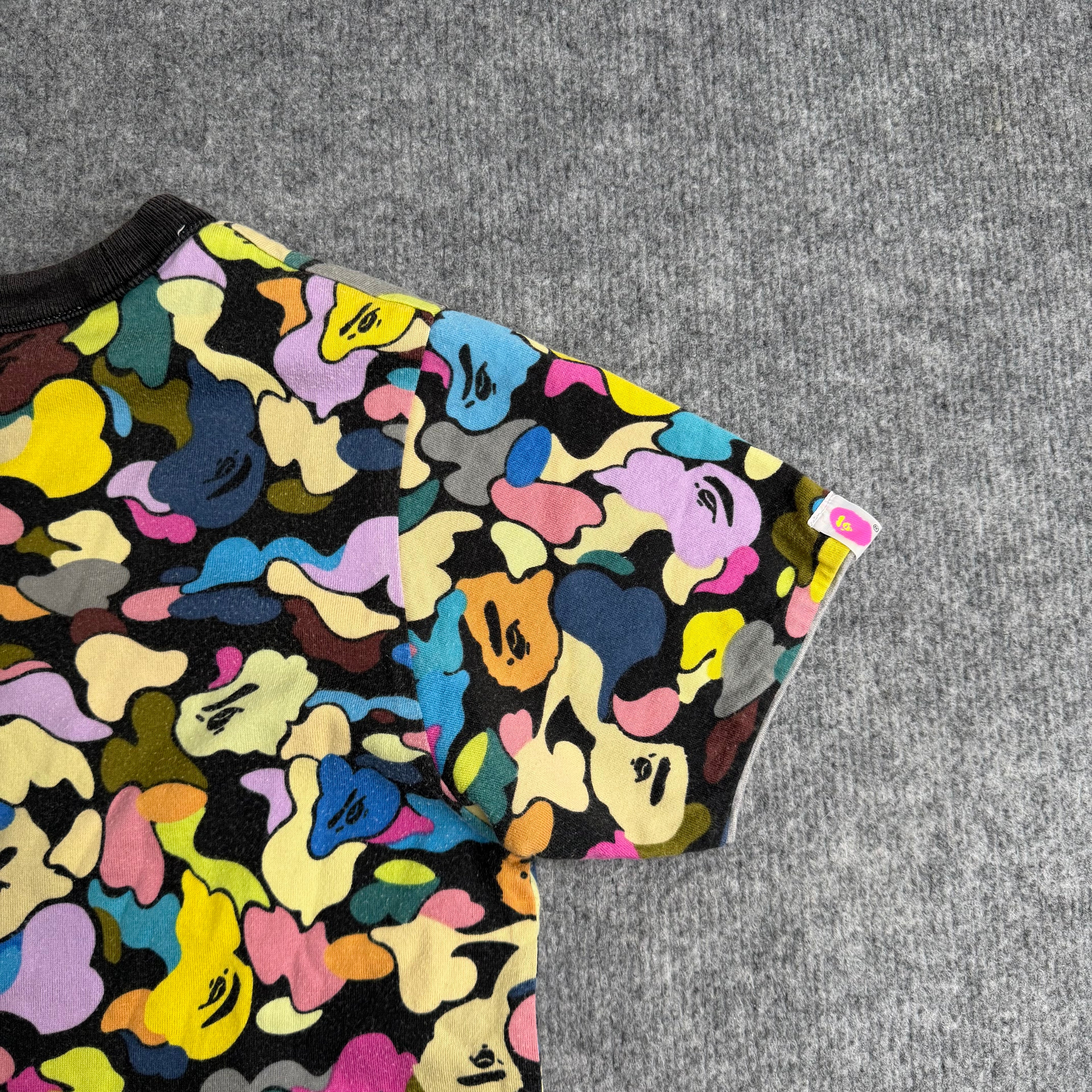 A bathing ape t-shirt (Str. S)