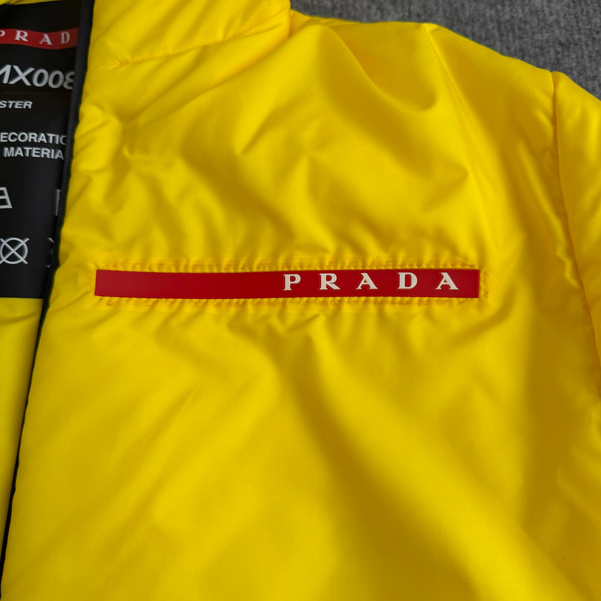 Prada jakke (Str. M)