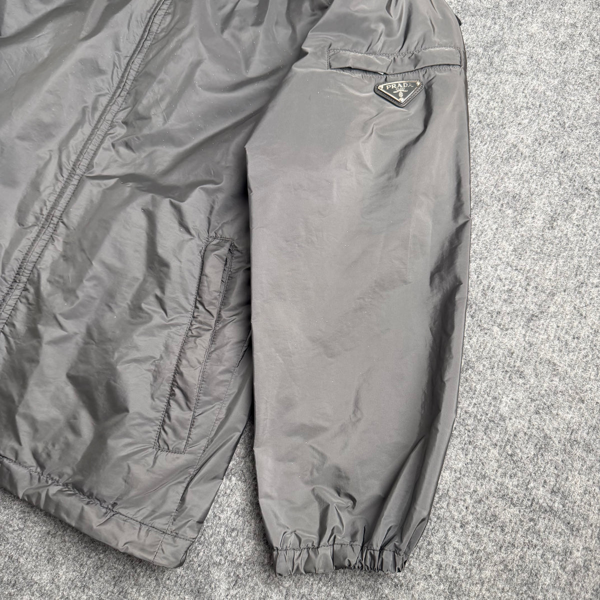 Prada jakke (Str. XS)