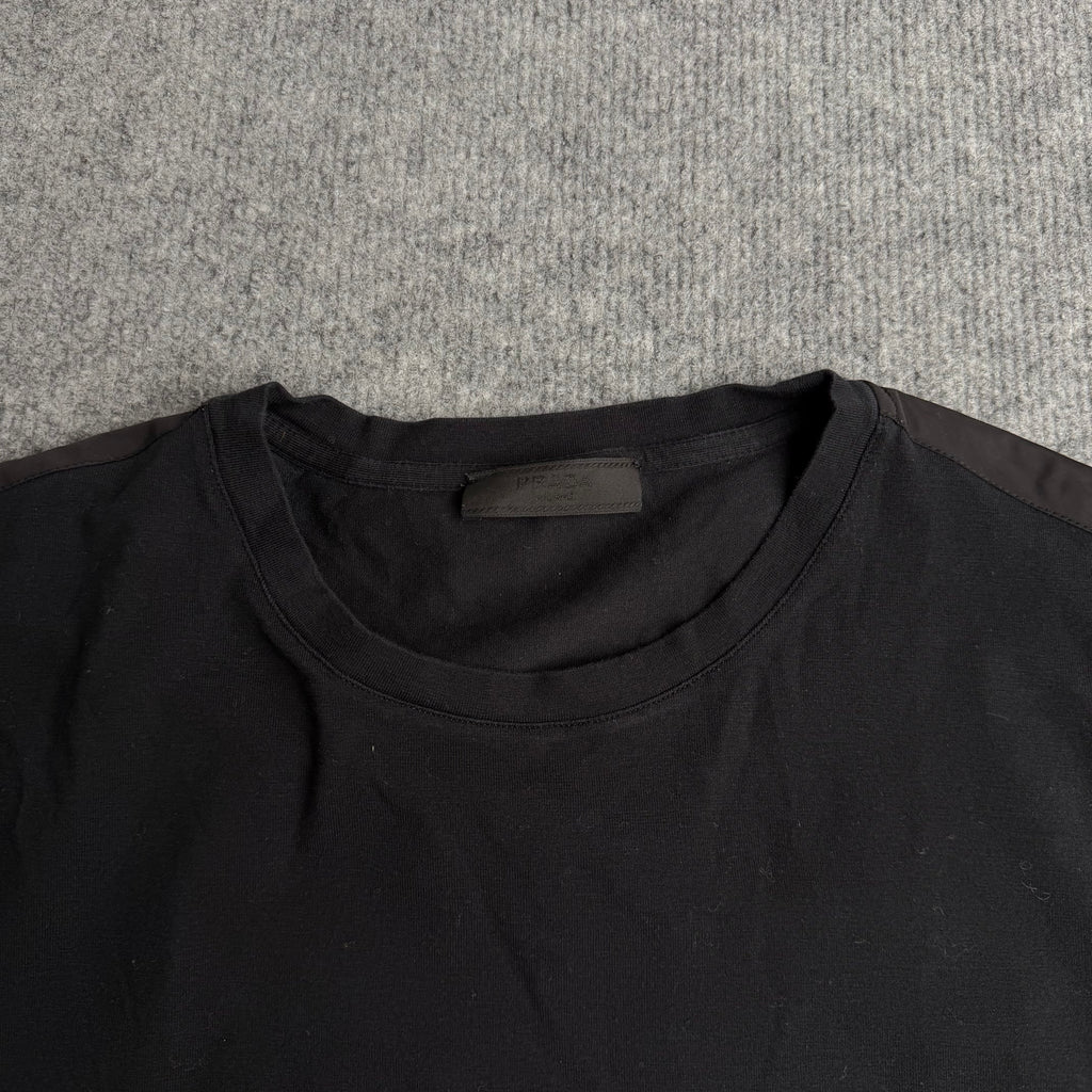Prada bluse (Str. L)