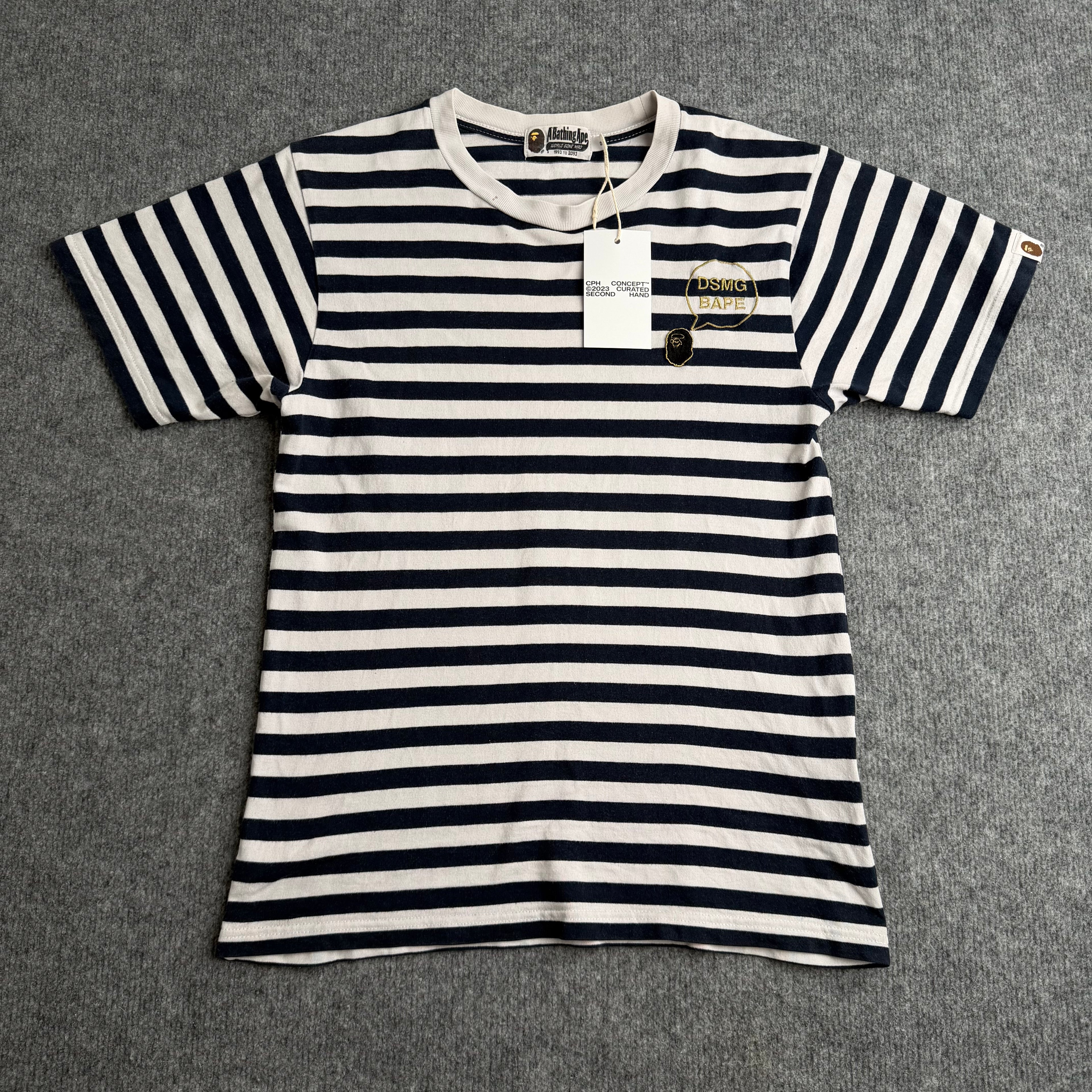 A bathing ape t-shirt (Str. S)