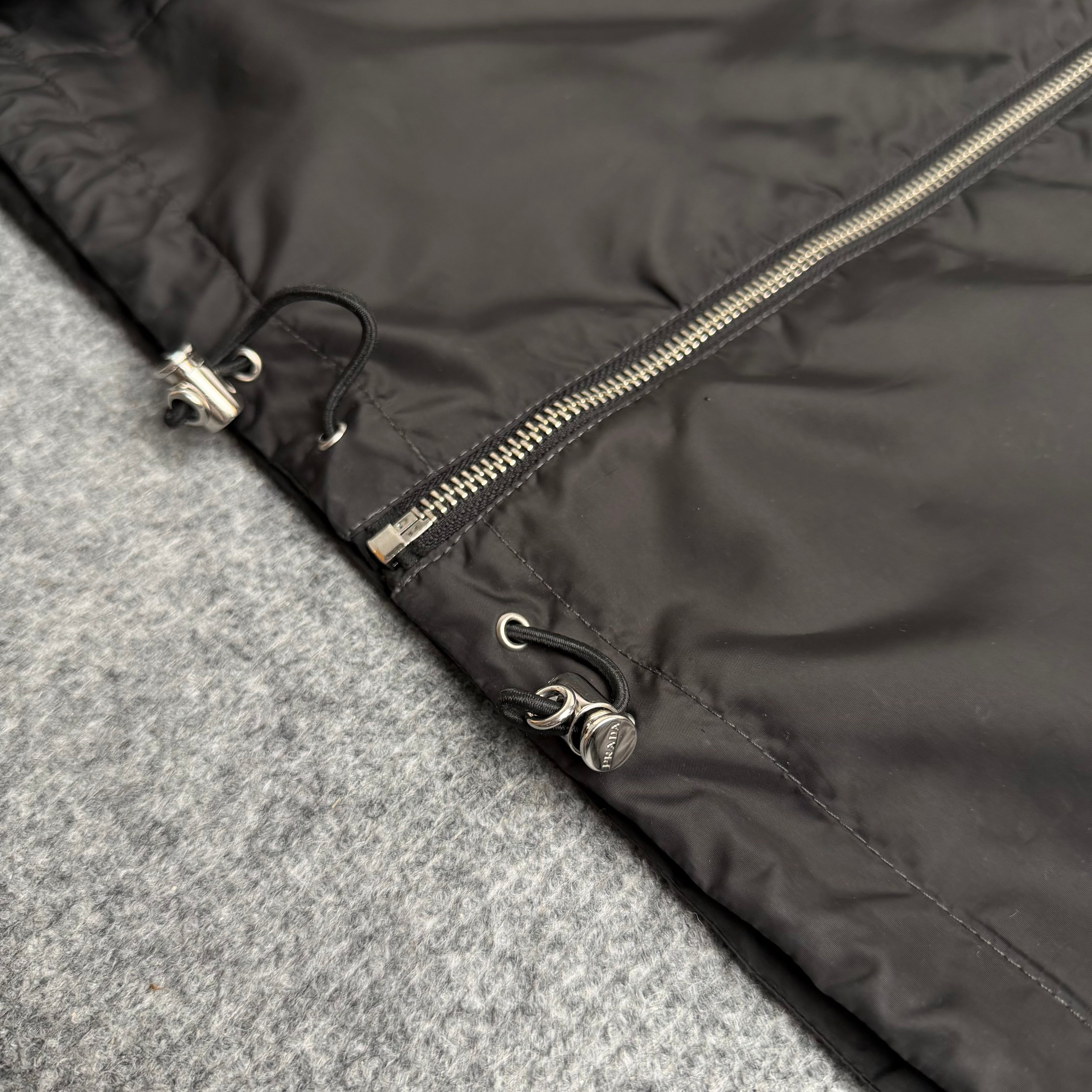 Prada jakke (Str. XL)