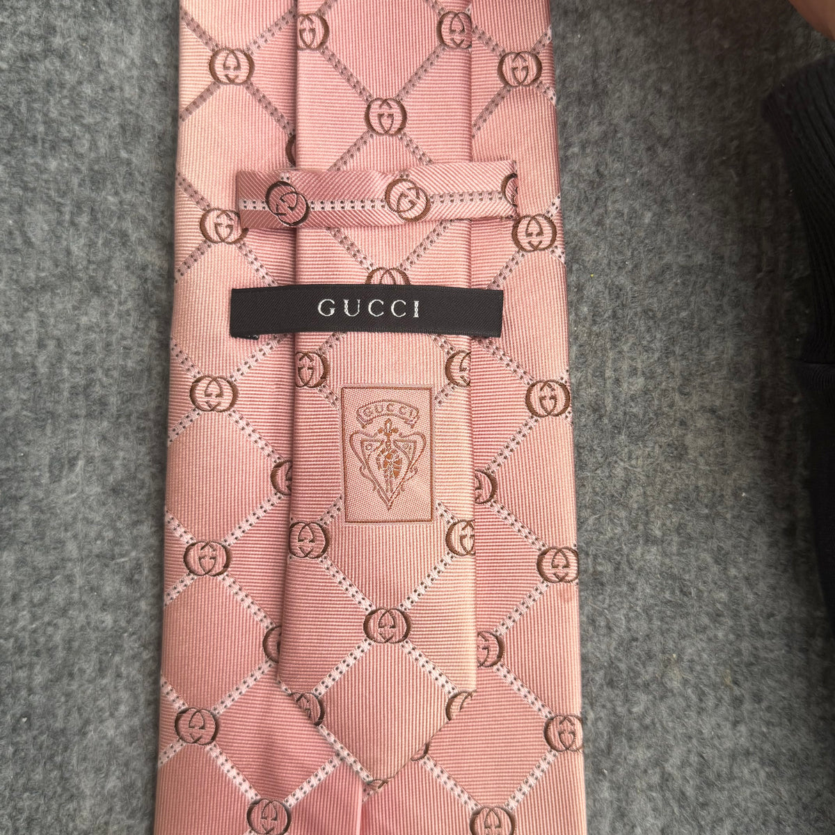 Gucci slips