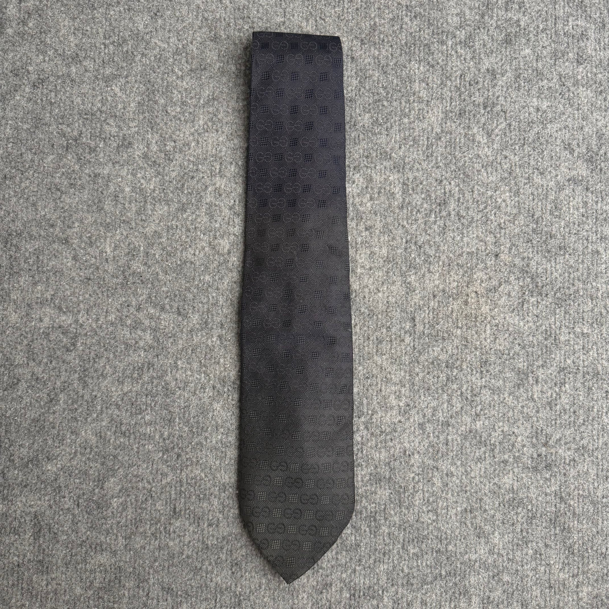 Gucci slips