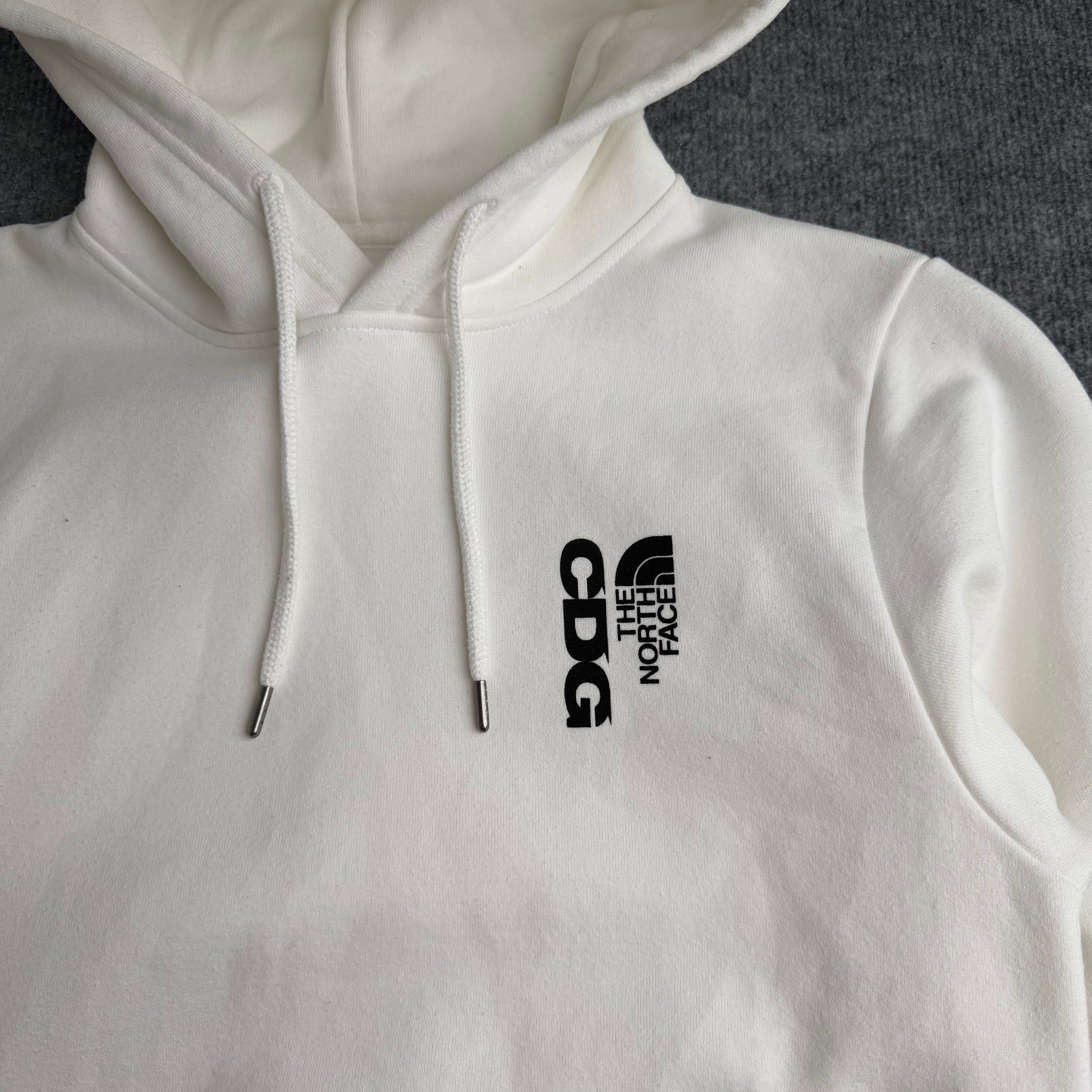 Comme Des Garcons x The North Face hættetrøje (Str. Xs)