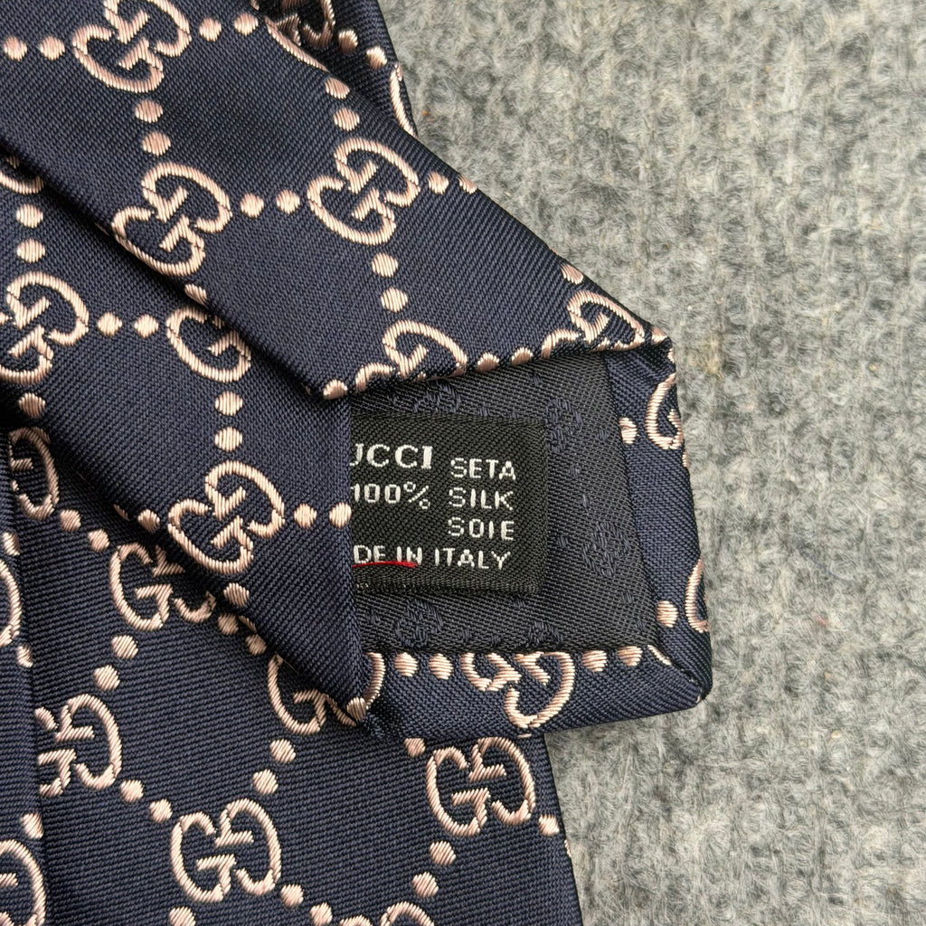 Gucci slips