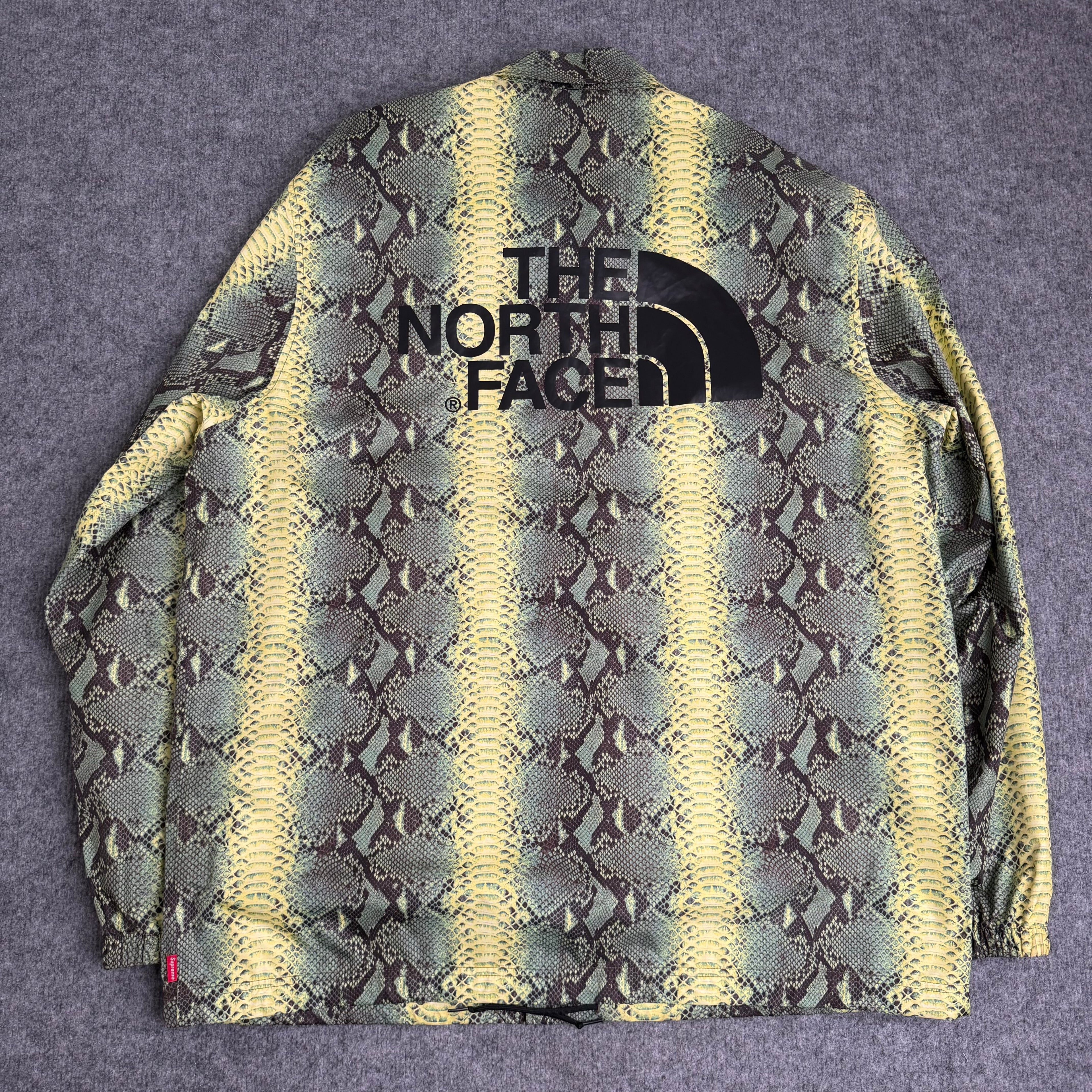 Supreme x The North Face jakke (Str. XL)