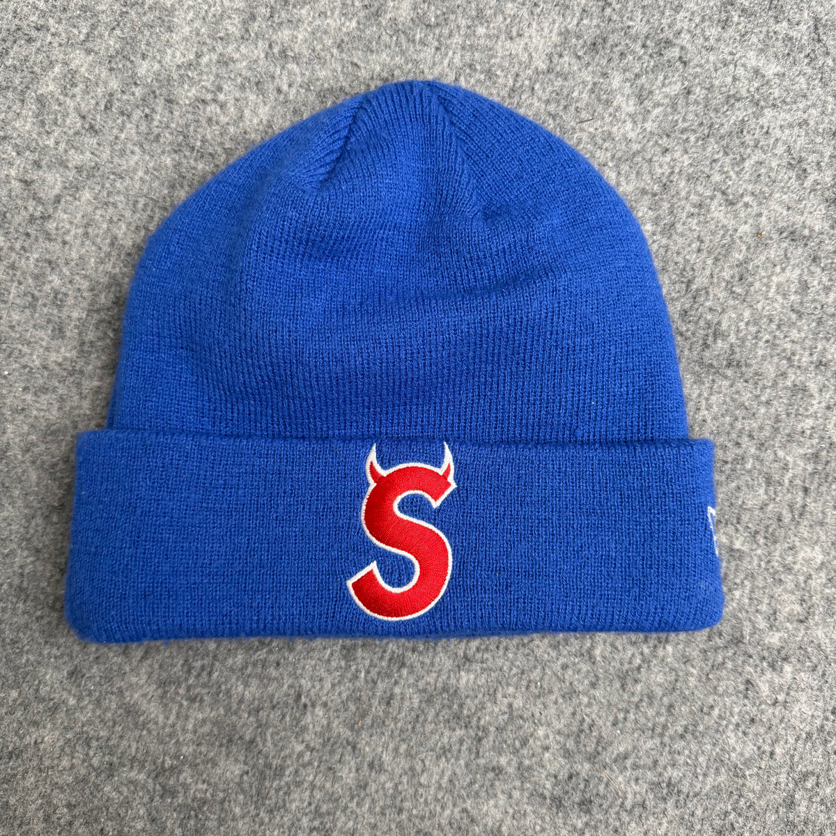 Supreme hue