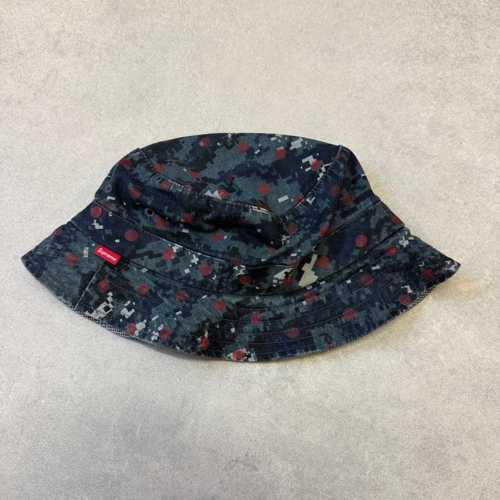 Supreme x Comme Des Garcons bøllehat (Str M-L)