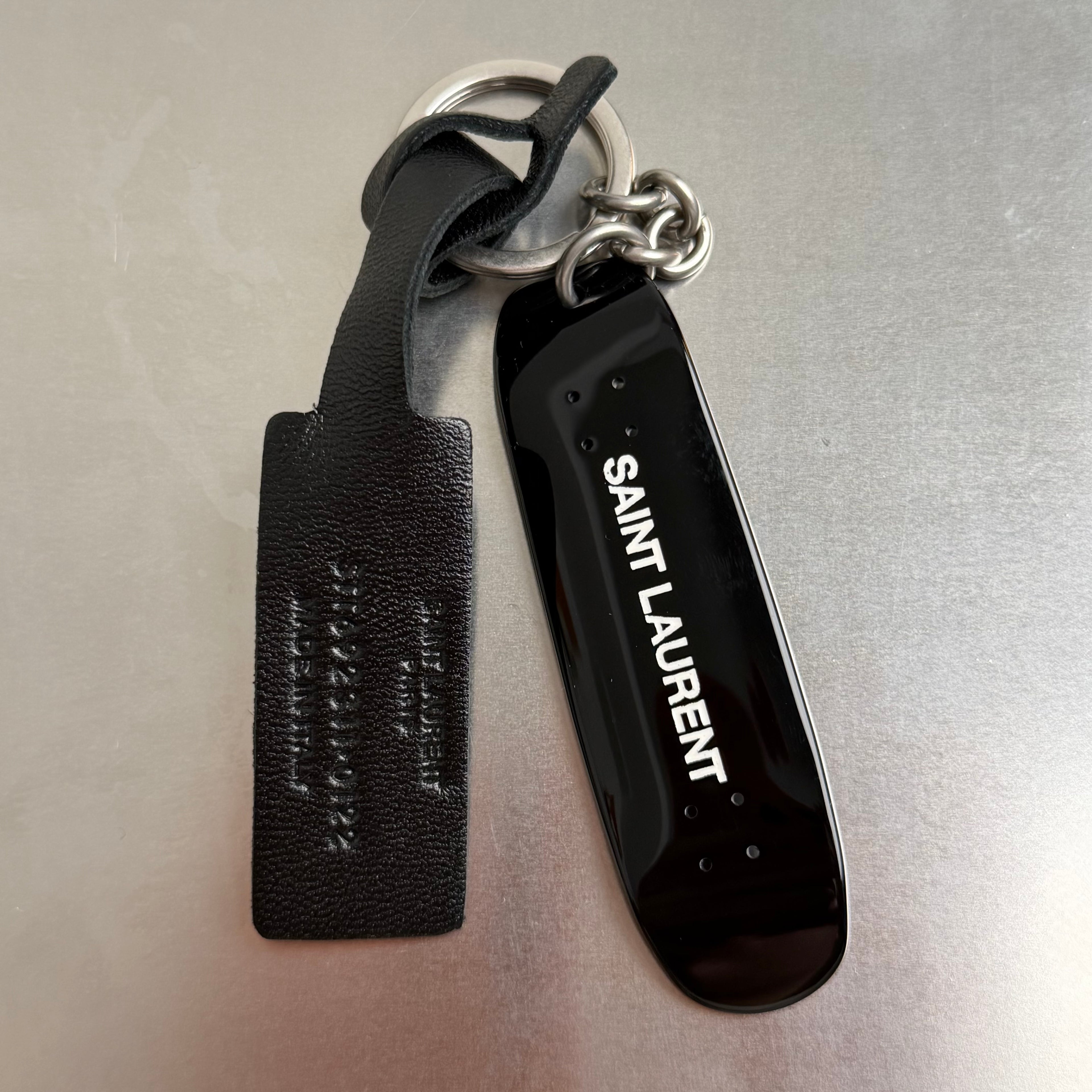 Saint Laurent nøglering
