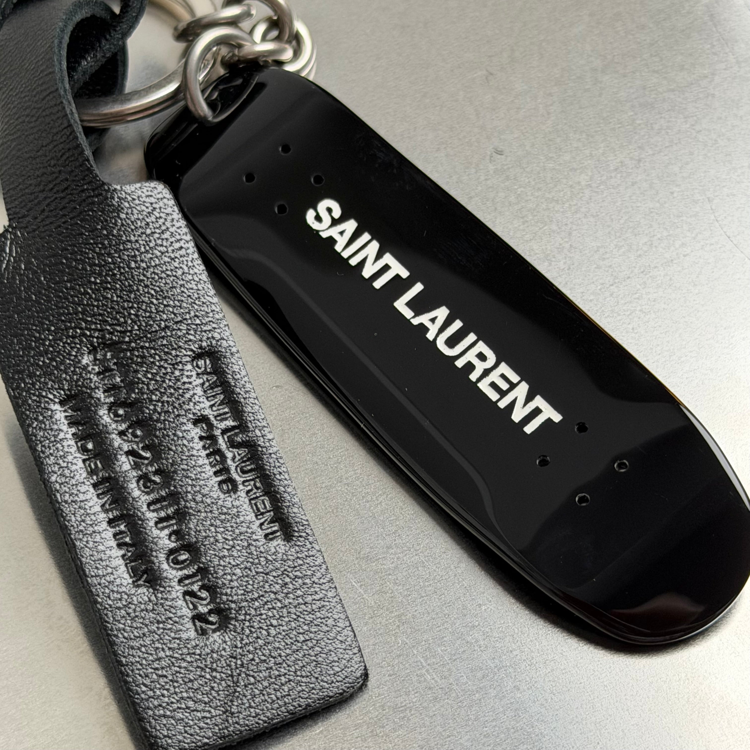 Saint Laurent nøglering