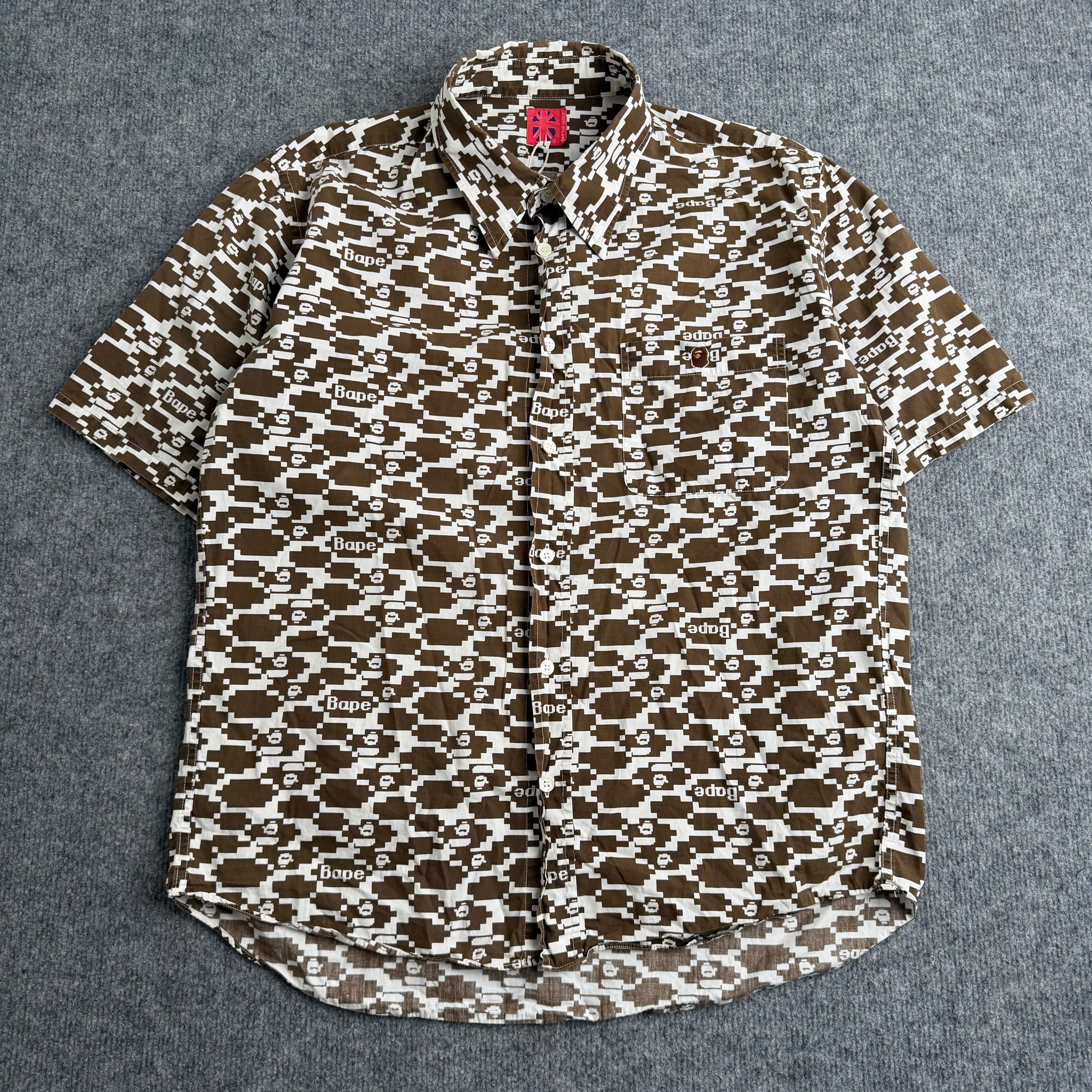 A bathing ape skjorte (Str. L)