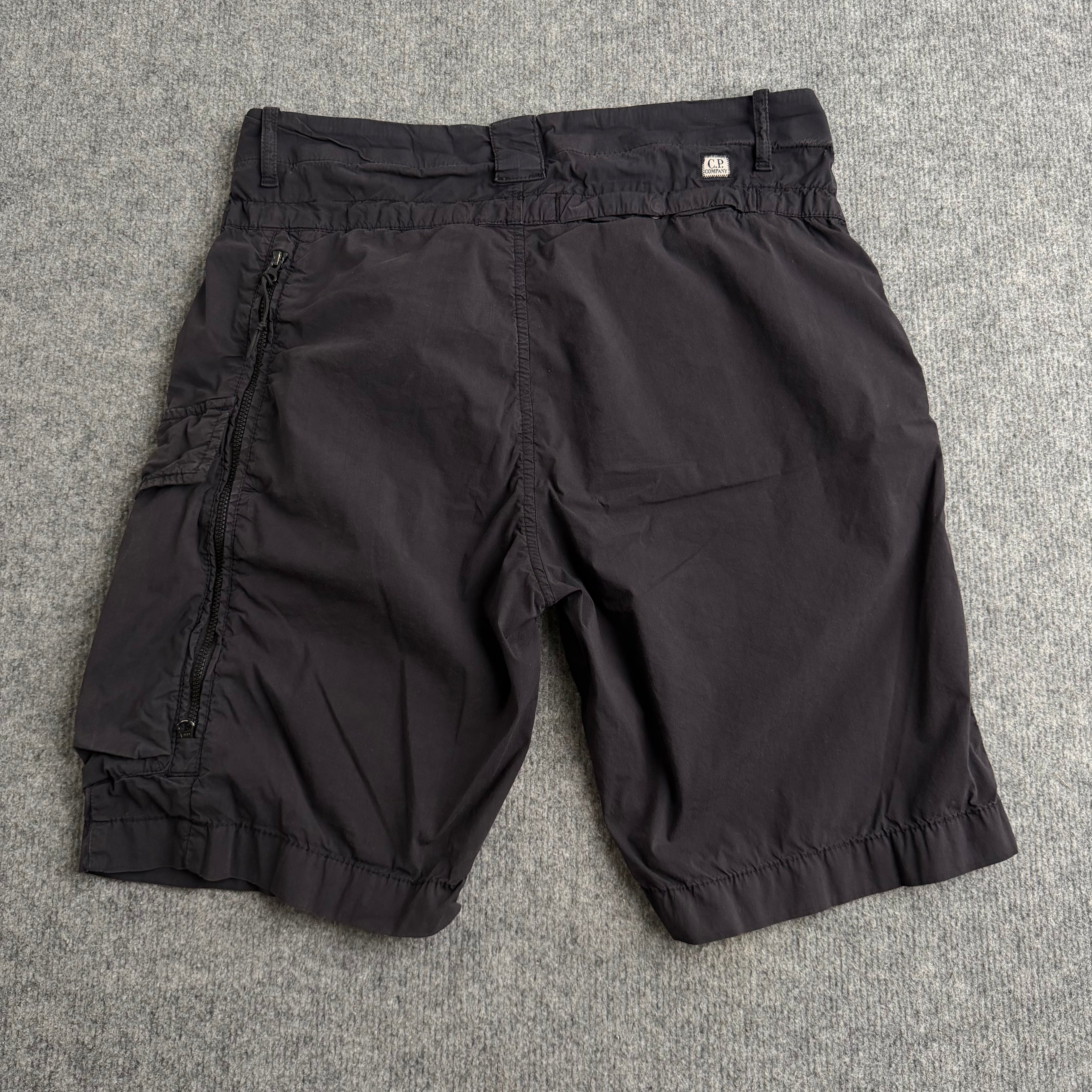 C.P Company shorts (Str. S)