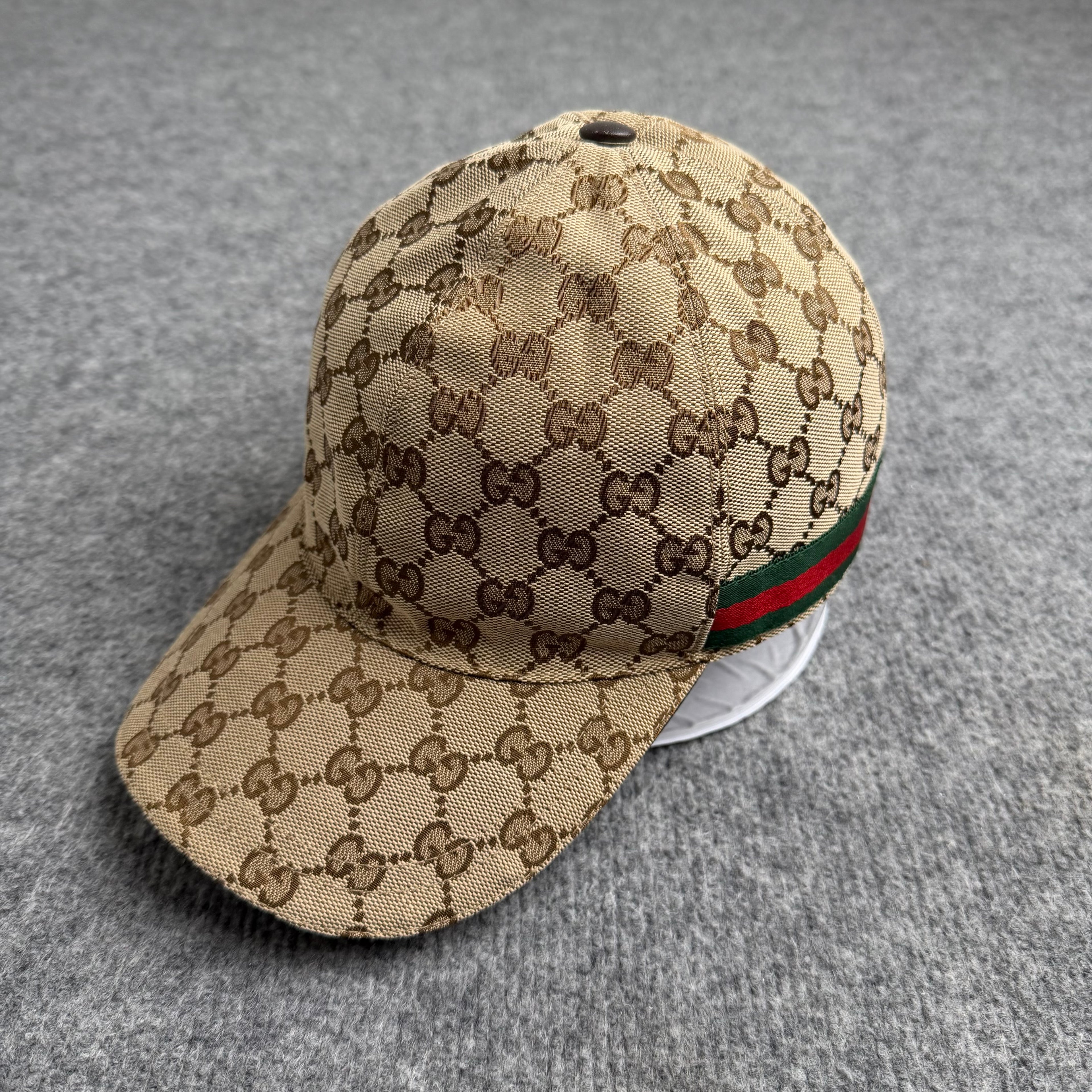 Gucci kasket (Str. M)