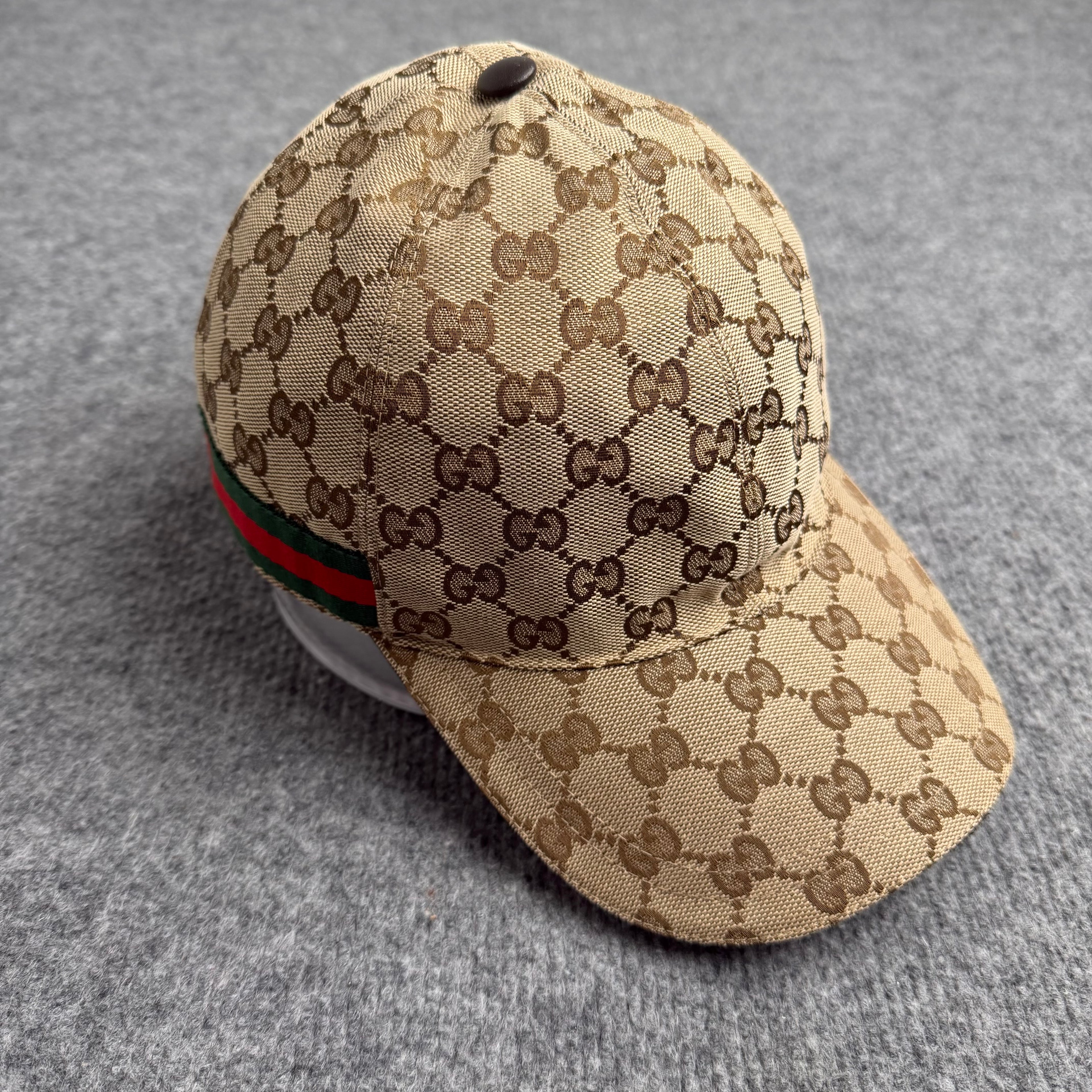 Gucci kasket (Str. M)
